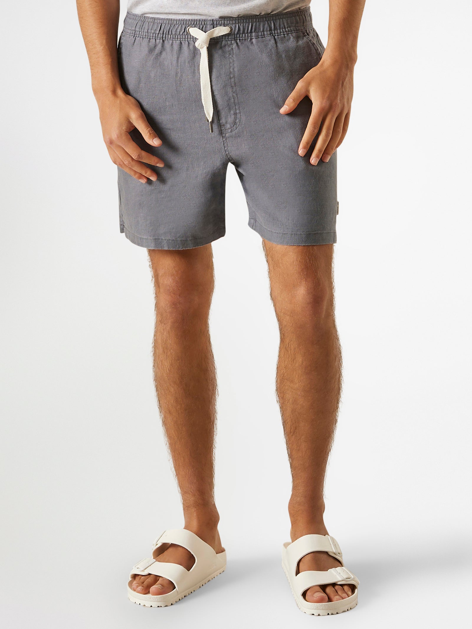 Nero Linen Shorts in Marine