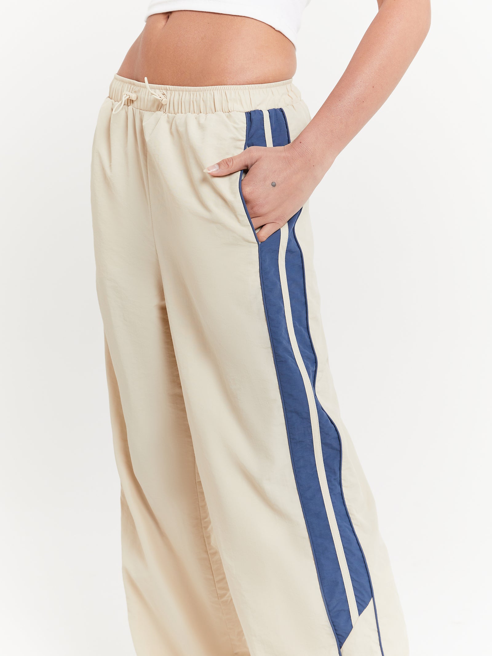 Tahlia Low Rise Pants in Chalk & Blue