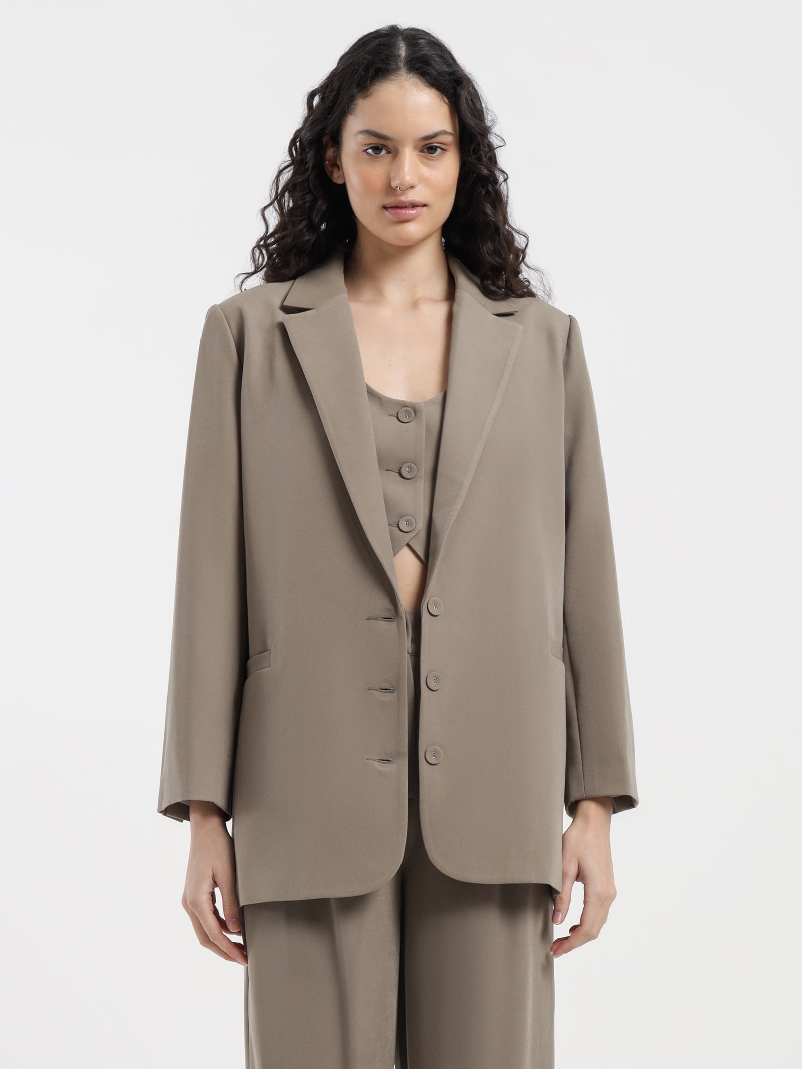 Raquel Boyfriend Blazer in Taupe