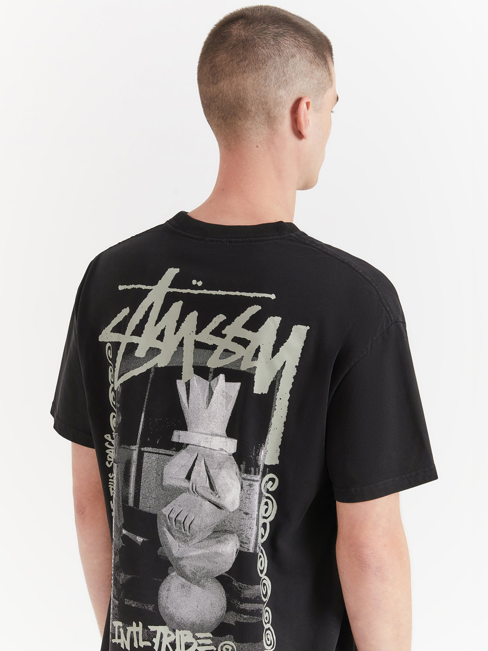 Rabbit Hole Heavyweight T-Shirt in Pigment Black