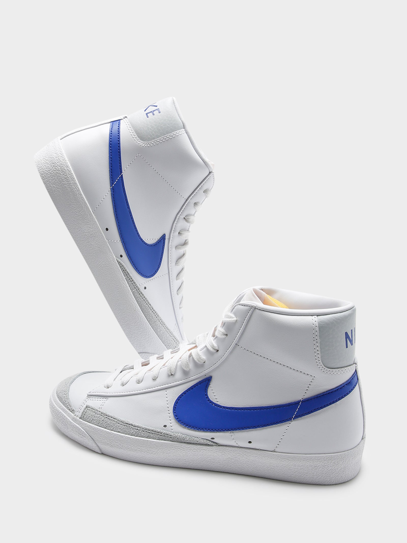 Mens Blazer Mid 77' Sneakers in White & Blue