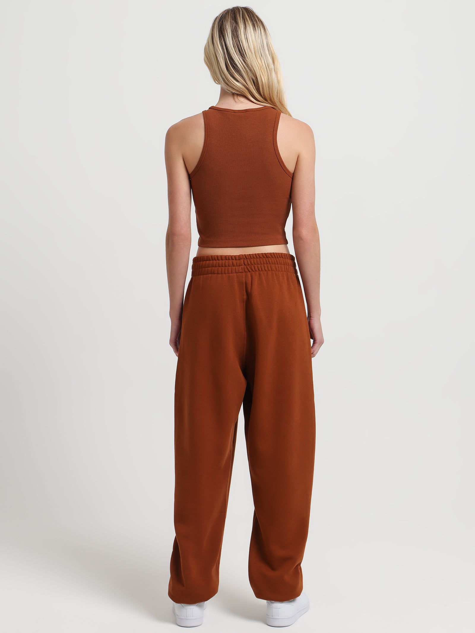 Adicolor Essentials Trackpants in Dust Rust