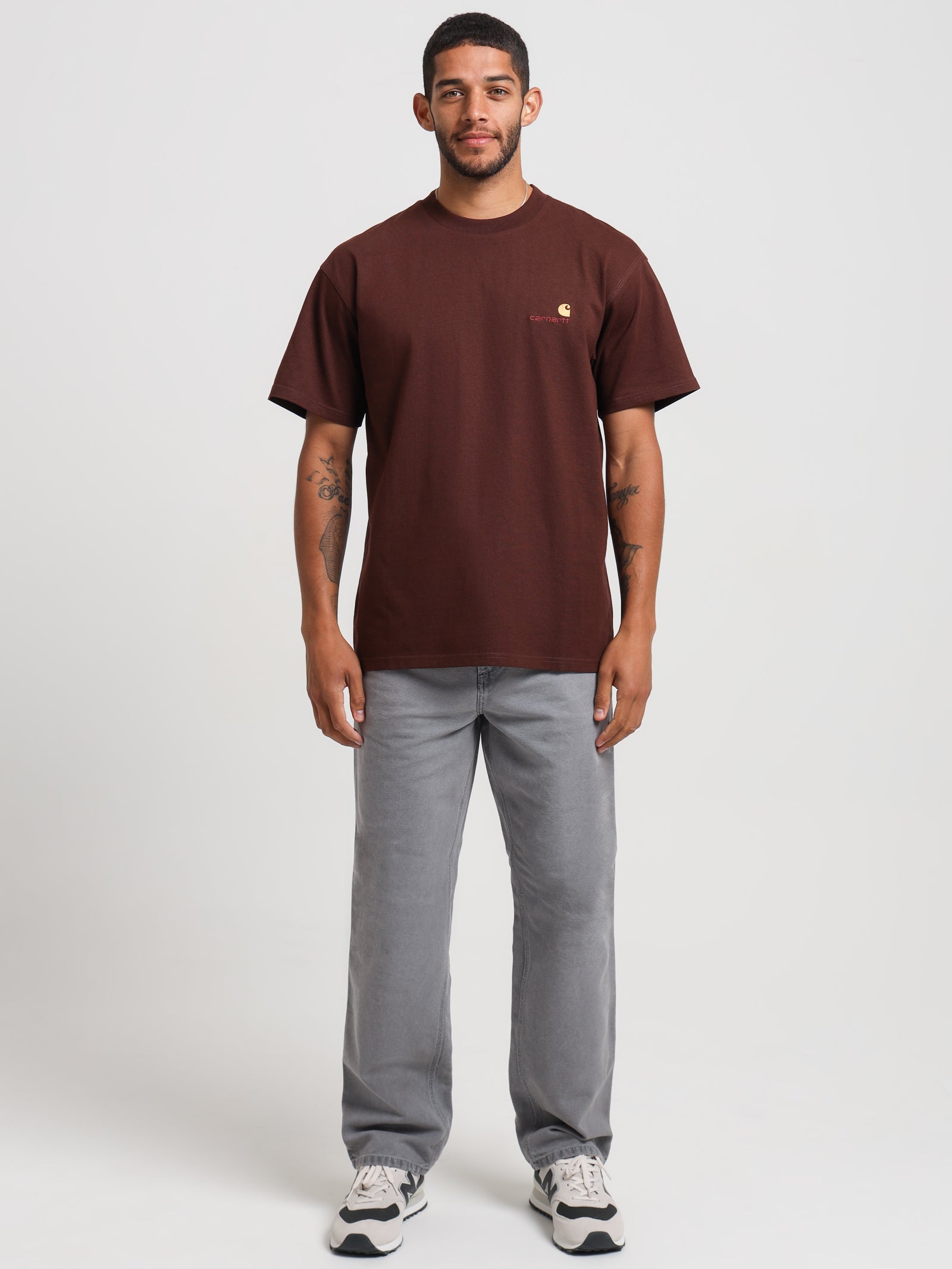 Short Sleeve American Script T-Shirt in Ale Brown