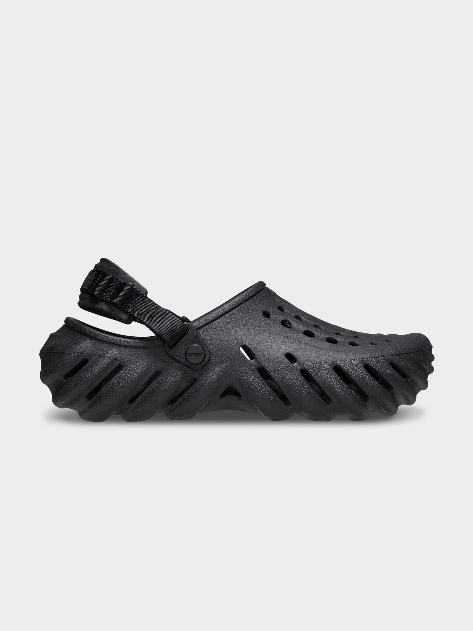 Echo Clogs in Black