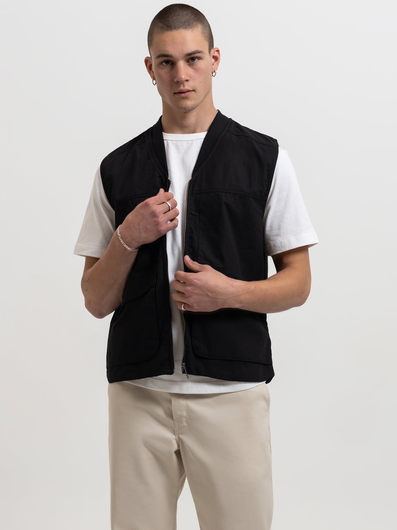 Wyatt Cargo Vest in Black