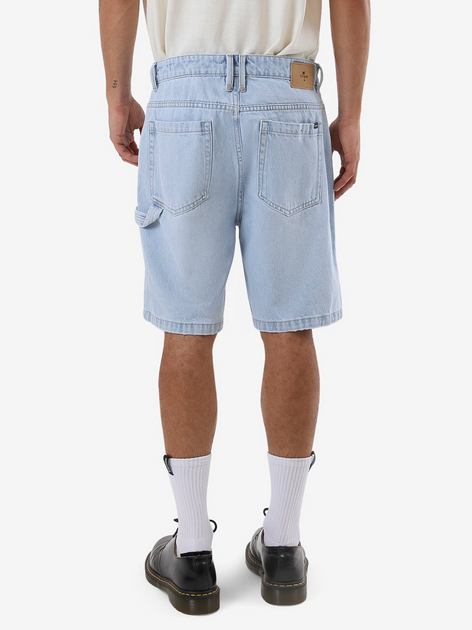 Slacker Denim Short In Light Ash Blue