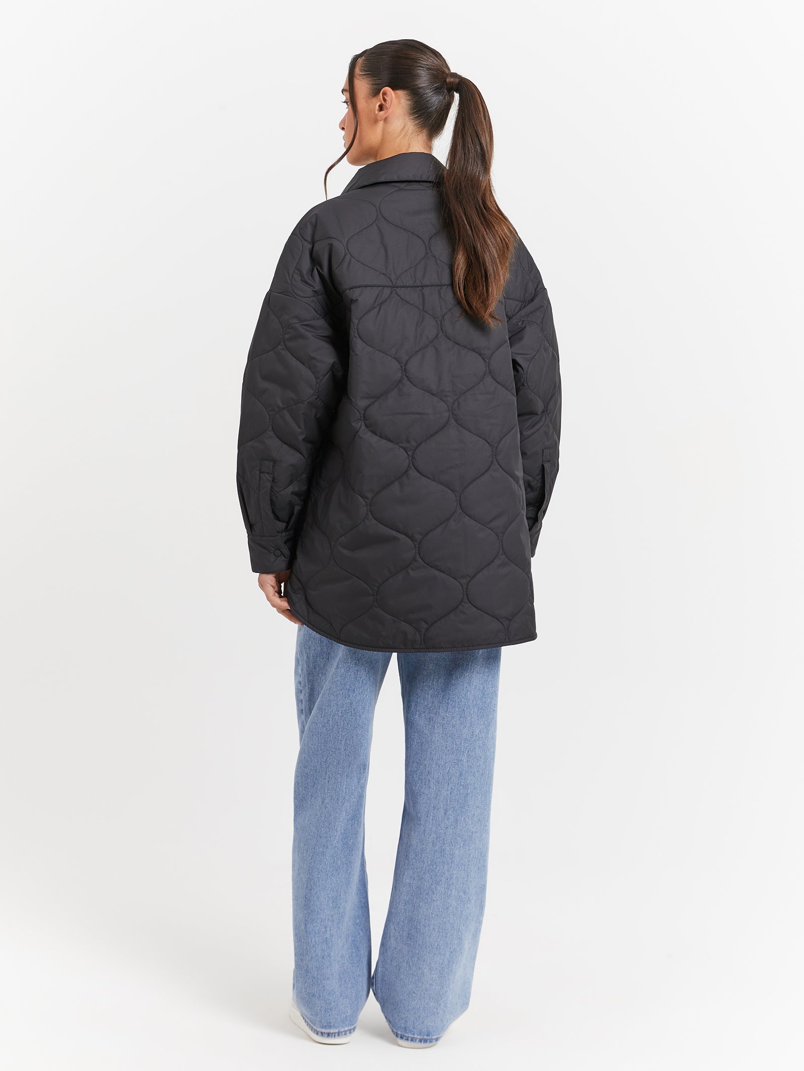 Sportswear Essentials Quilted Trench in Black & White