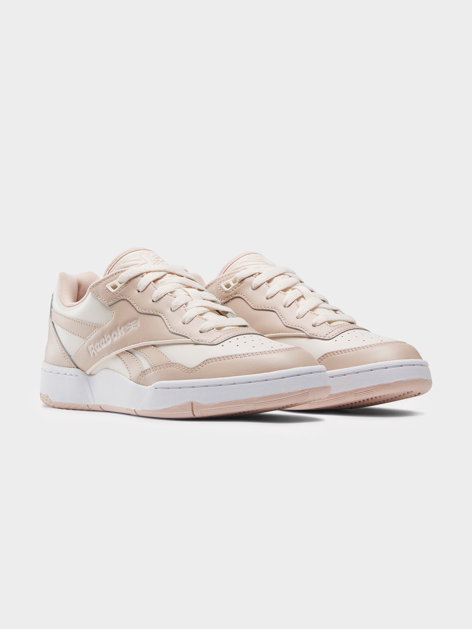 Womens BB 4000 II Basketball Sneakers in Pink Blush & Cloud White