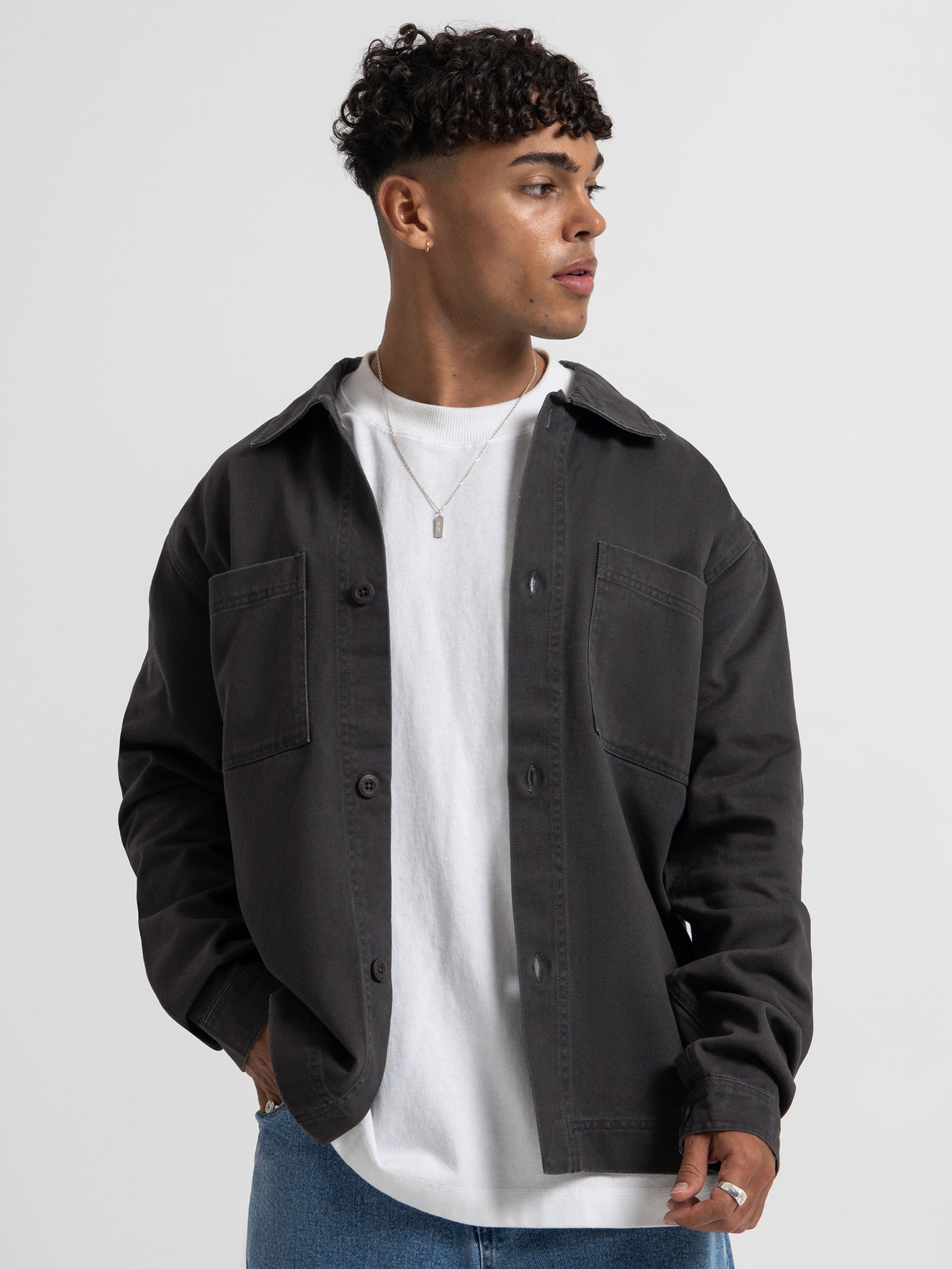 Beau Twill Overshirt in Coal