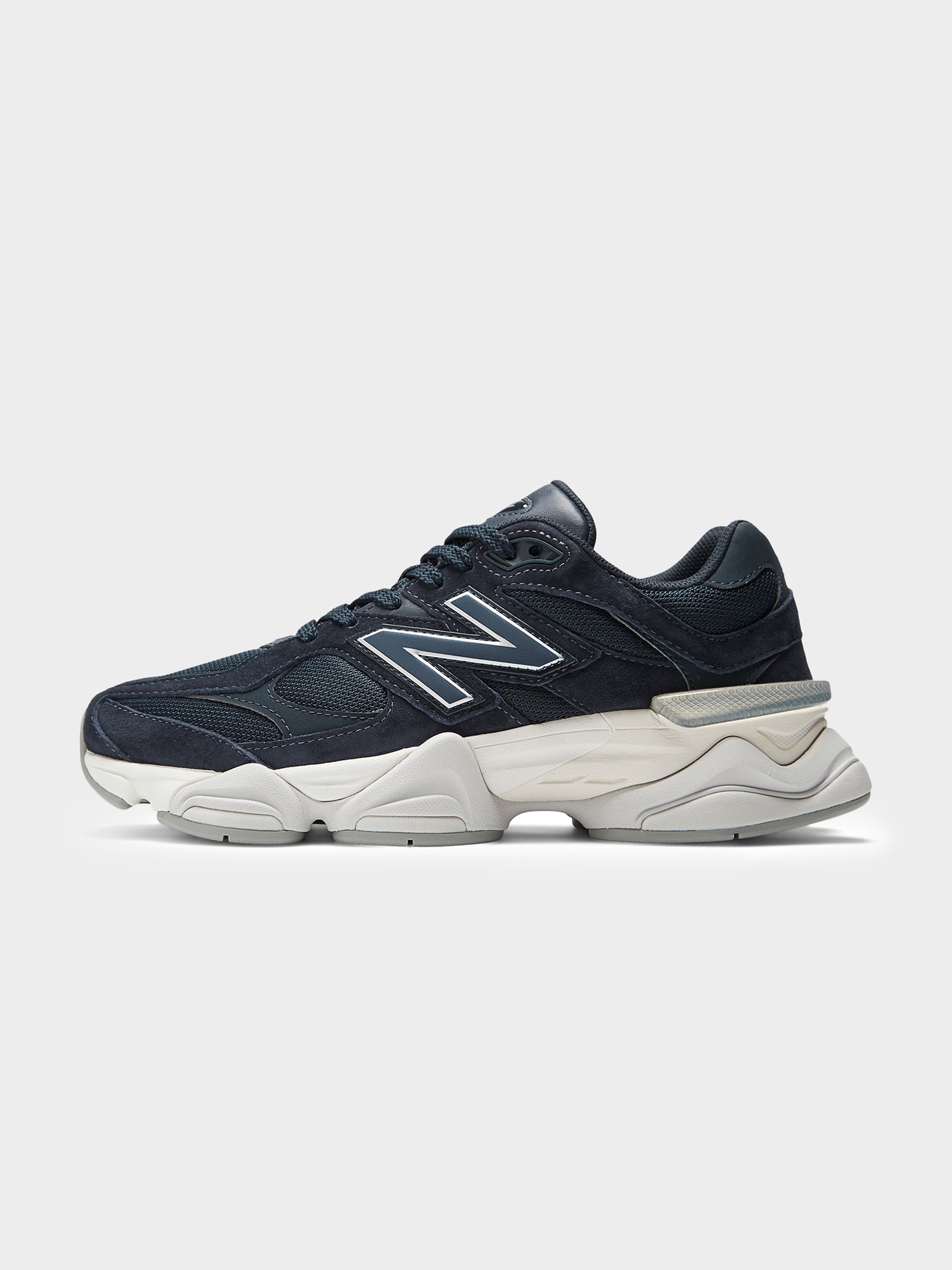 Unisex 9060 Sneakers in Navy