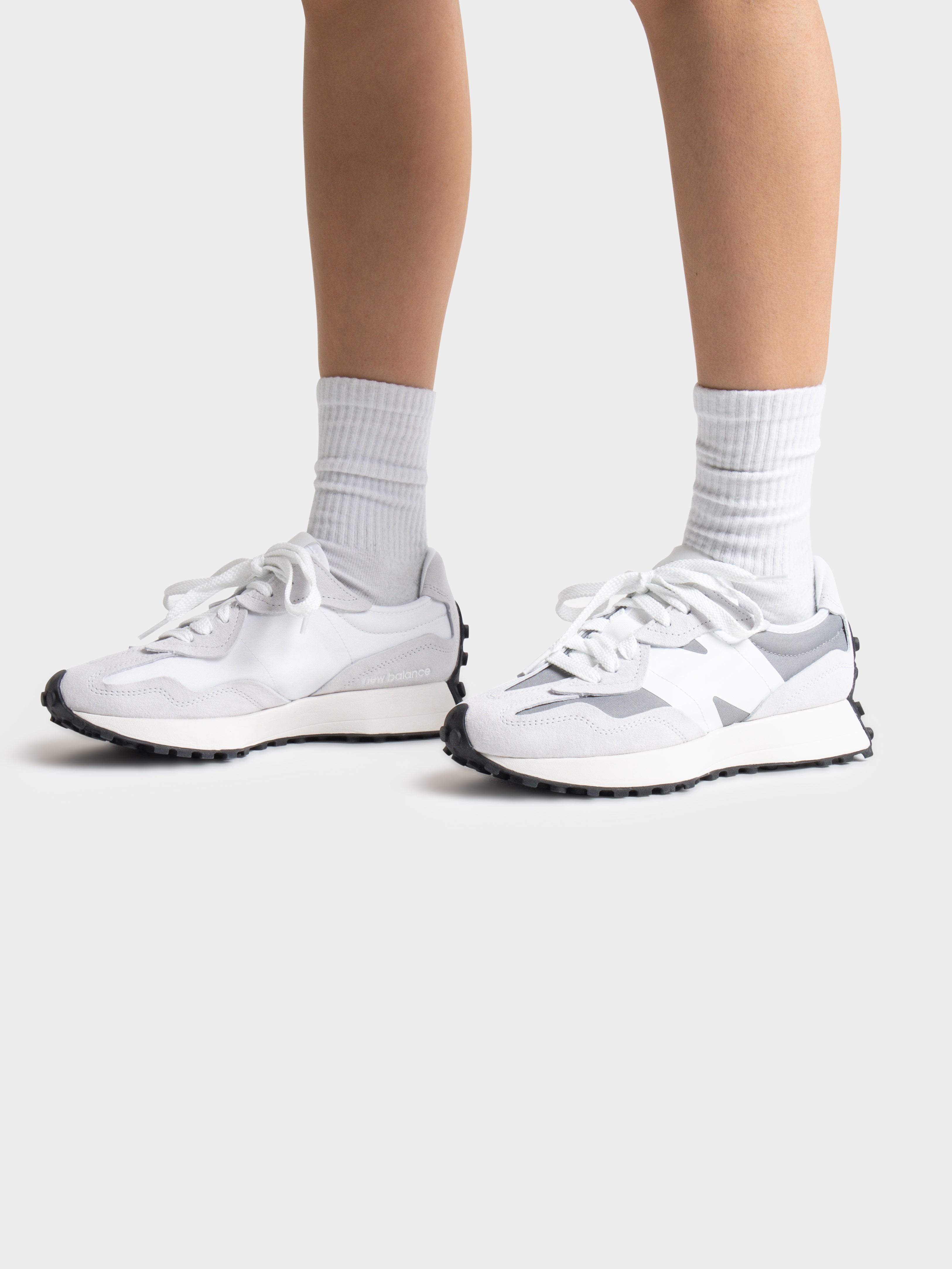 Unisex 327 Sneakers in White & Grey