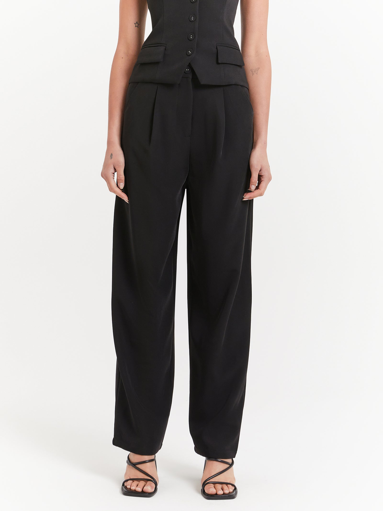 Hart Tailored Pants in Black