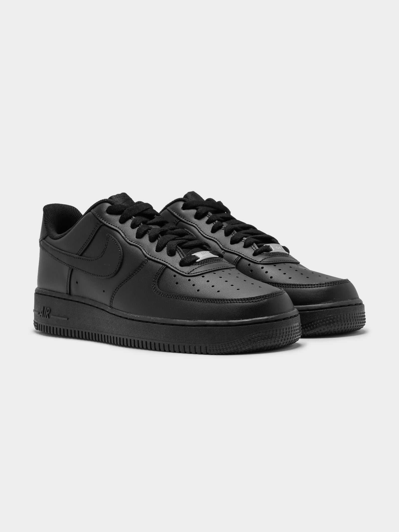 Mens Air Force 1 '07 Sneakers in Black