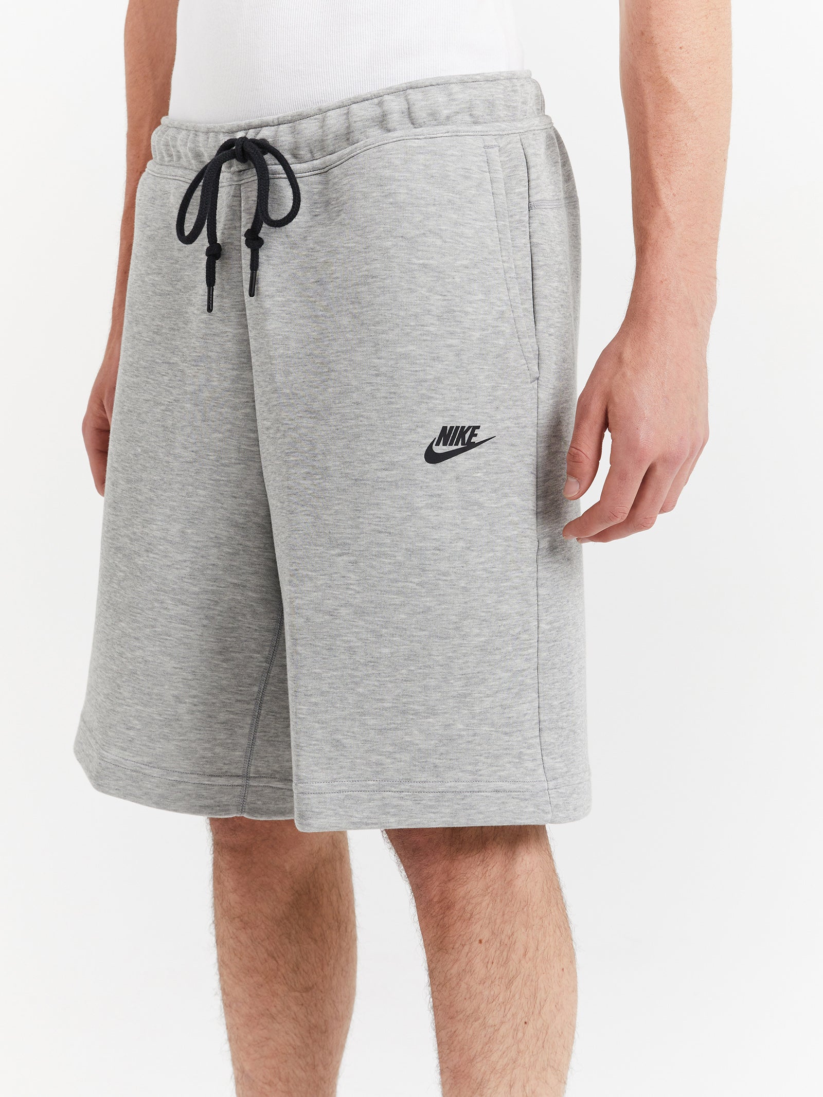 Tech Fleece Shorts in Dark Grey Heather & Black