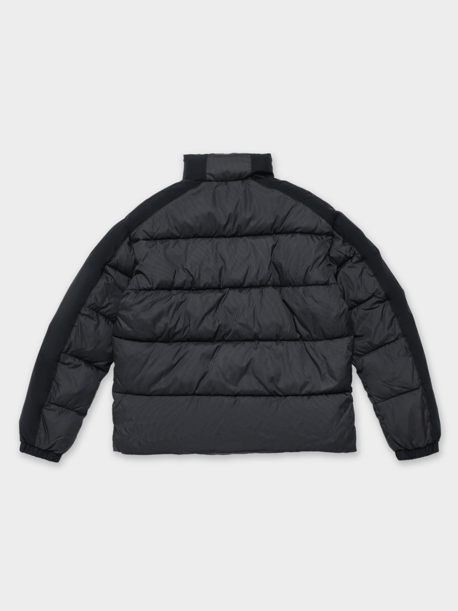 Tonal Badge Puffer Jacket in Black