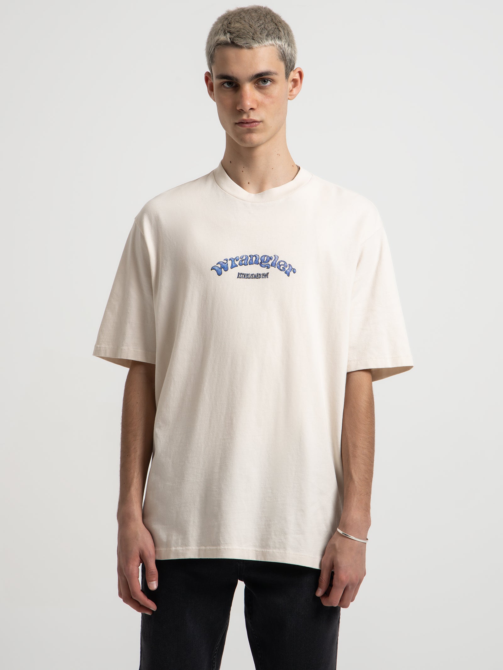 Sun Hands Slacker T-Shirt in Ecru