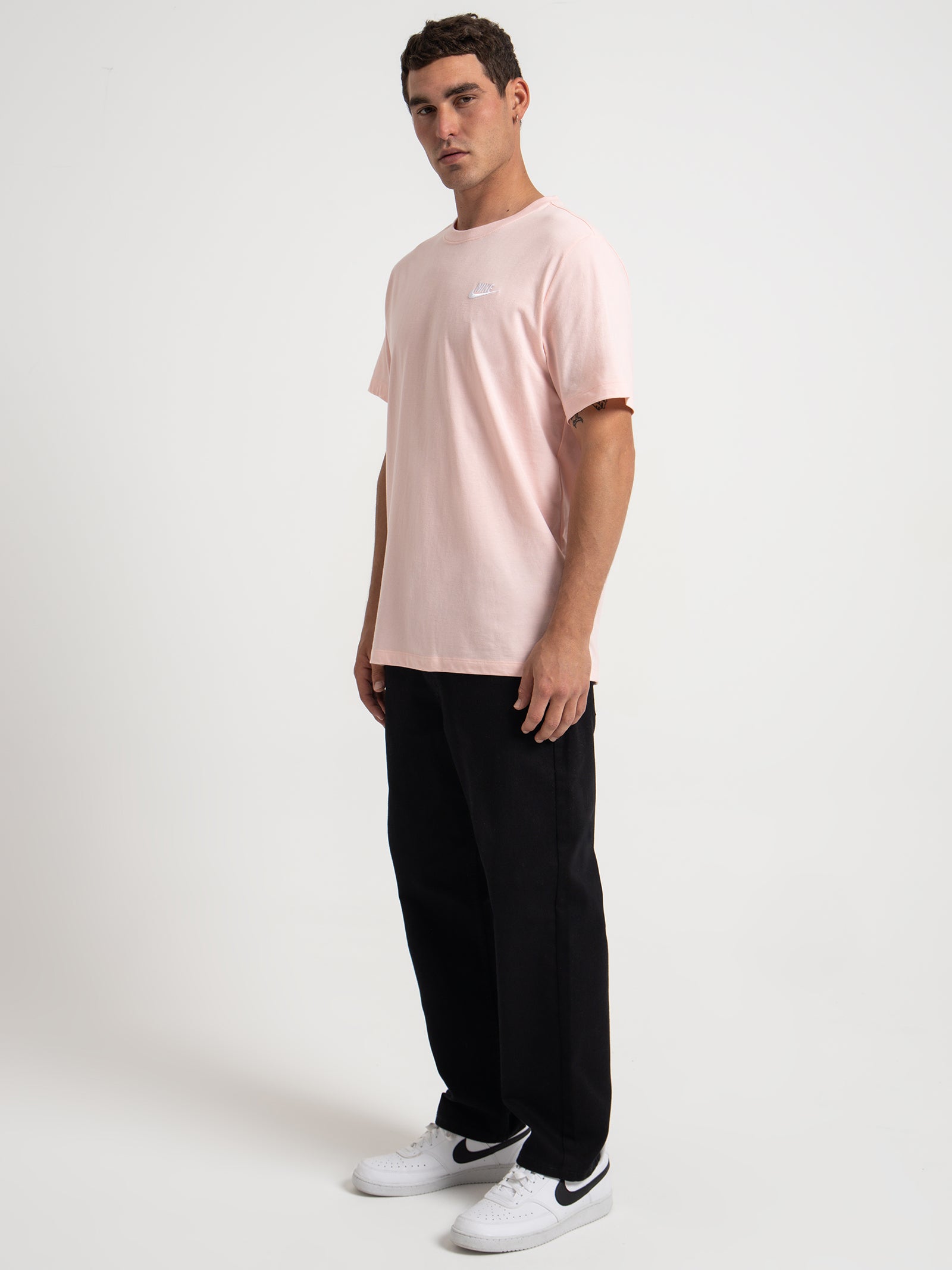 Sportswear Club T-Shirt in Pink Bloom