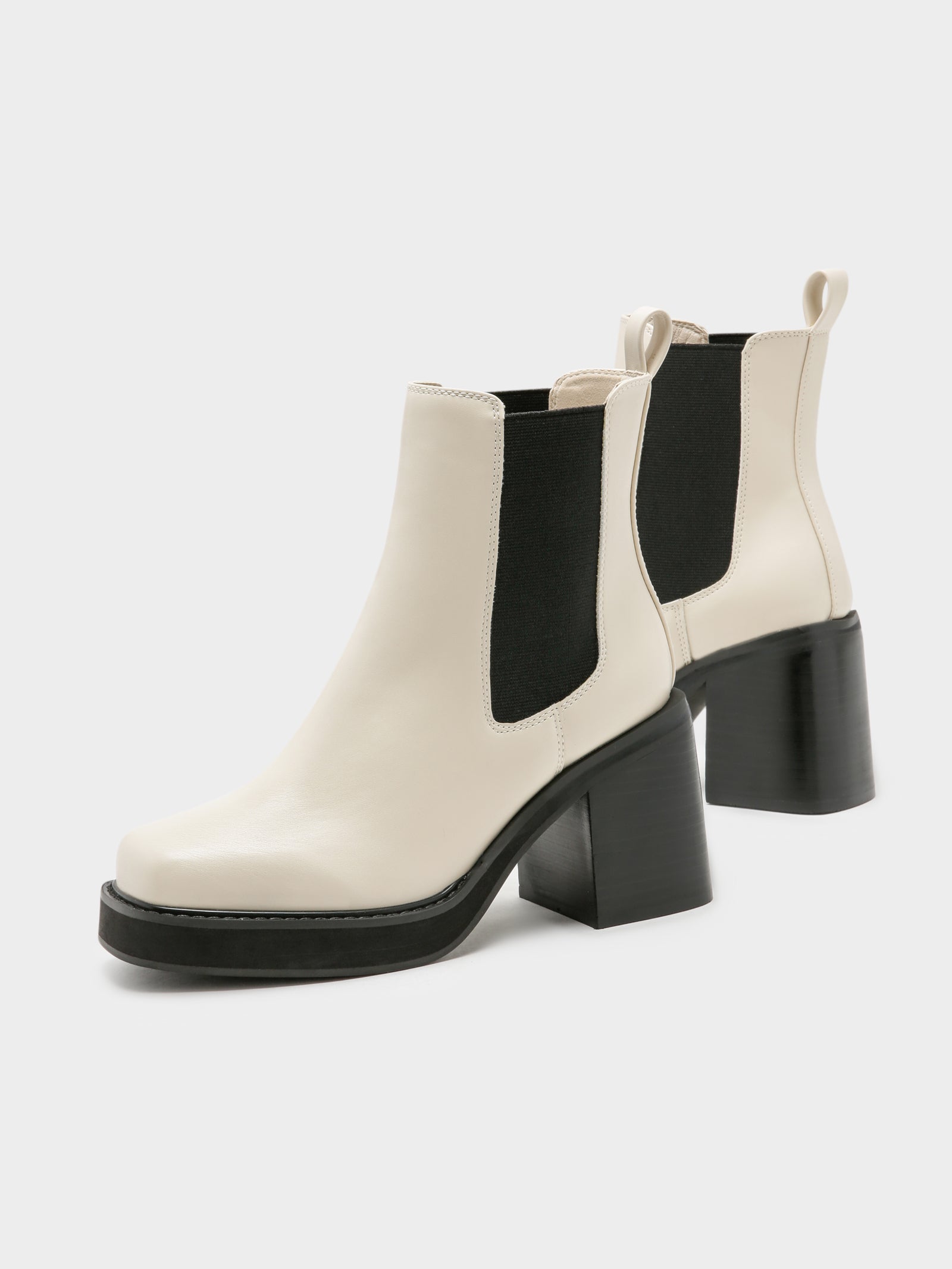 Womens Axel Boots in Smooth PU Bone