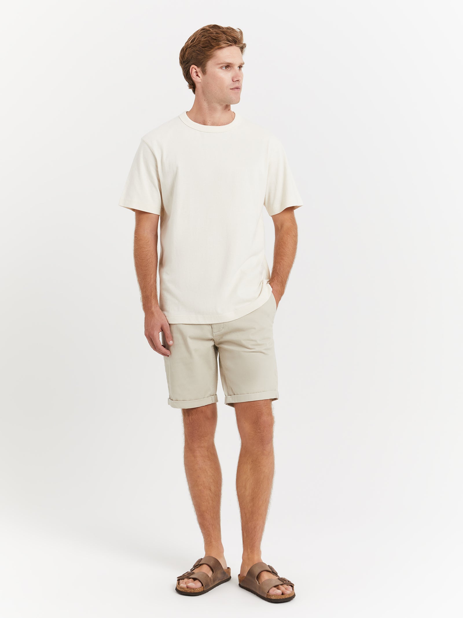 Ellis Chino Shorts in Stone