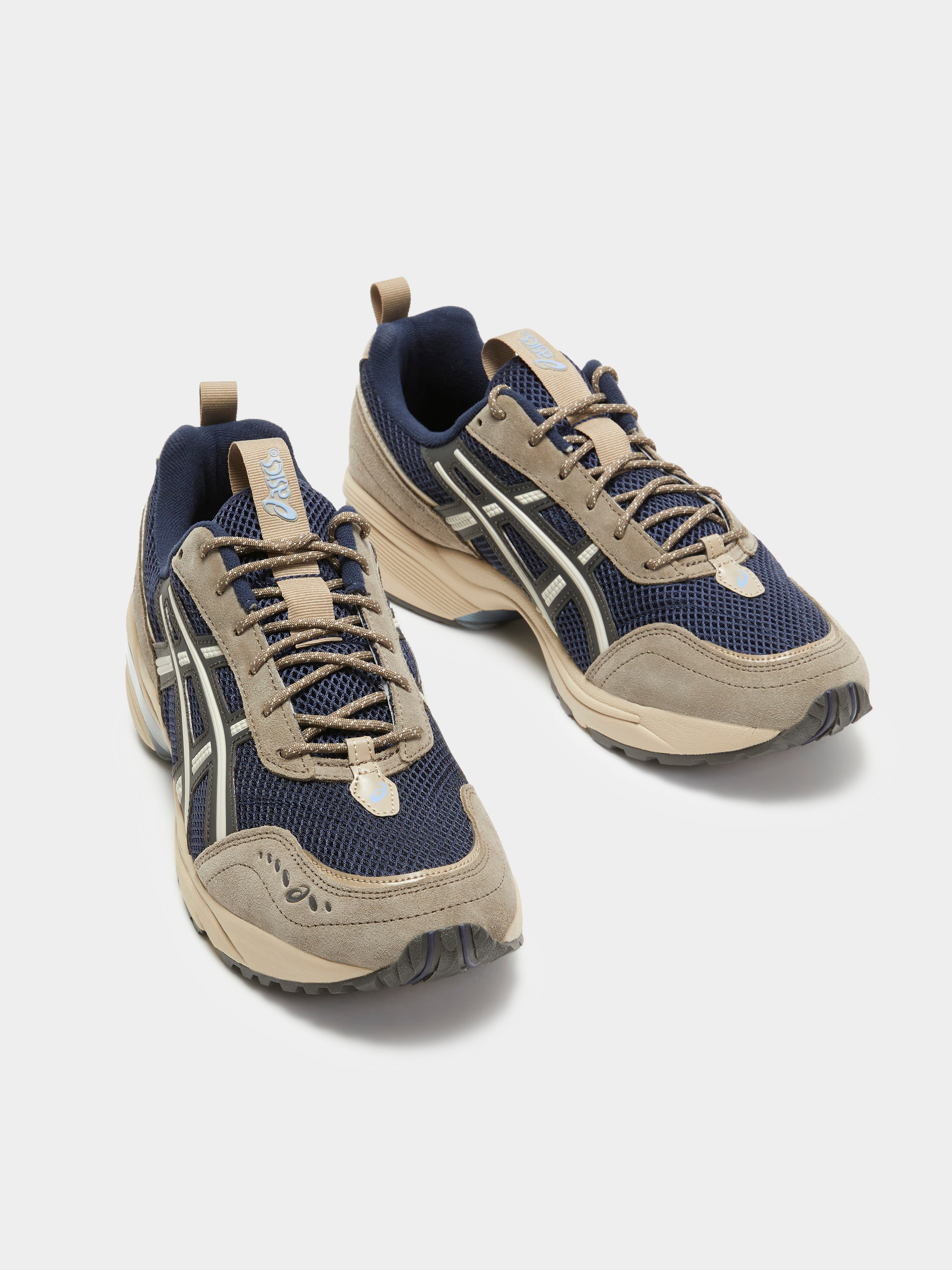 Unisex Gel 1090v2 Runners in Midnight & Deep Sepia