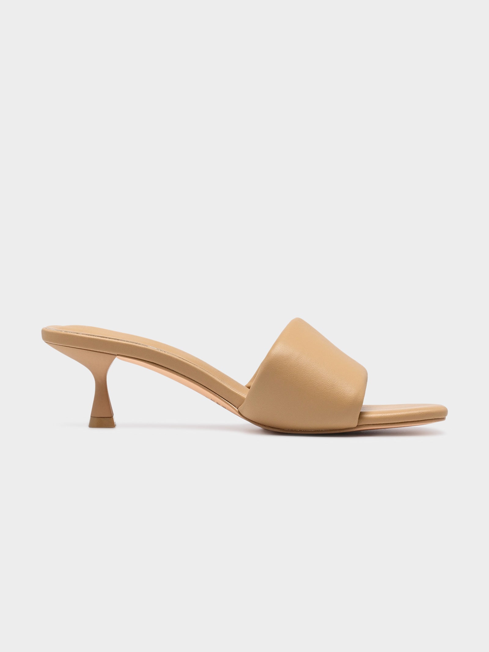 Luxe Heels in Caramel Smooth