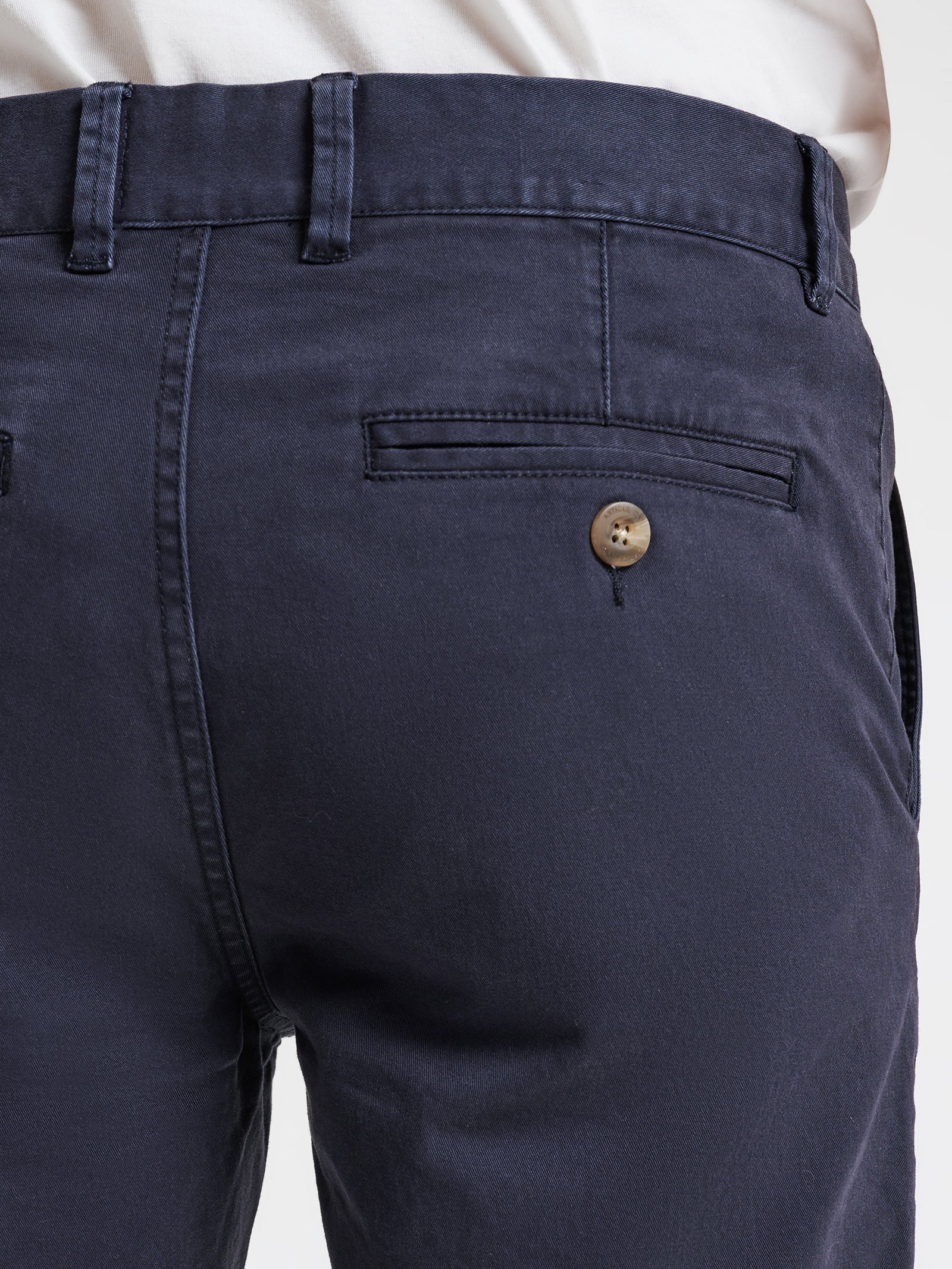 Ellis Chino Shorts in Navy