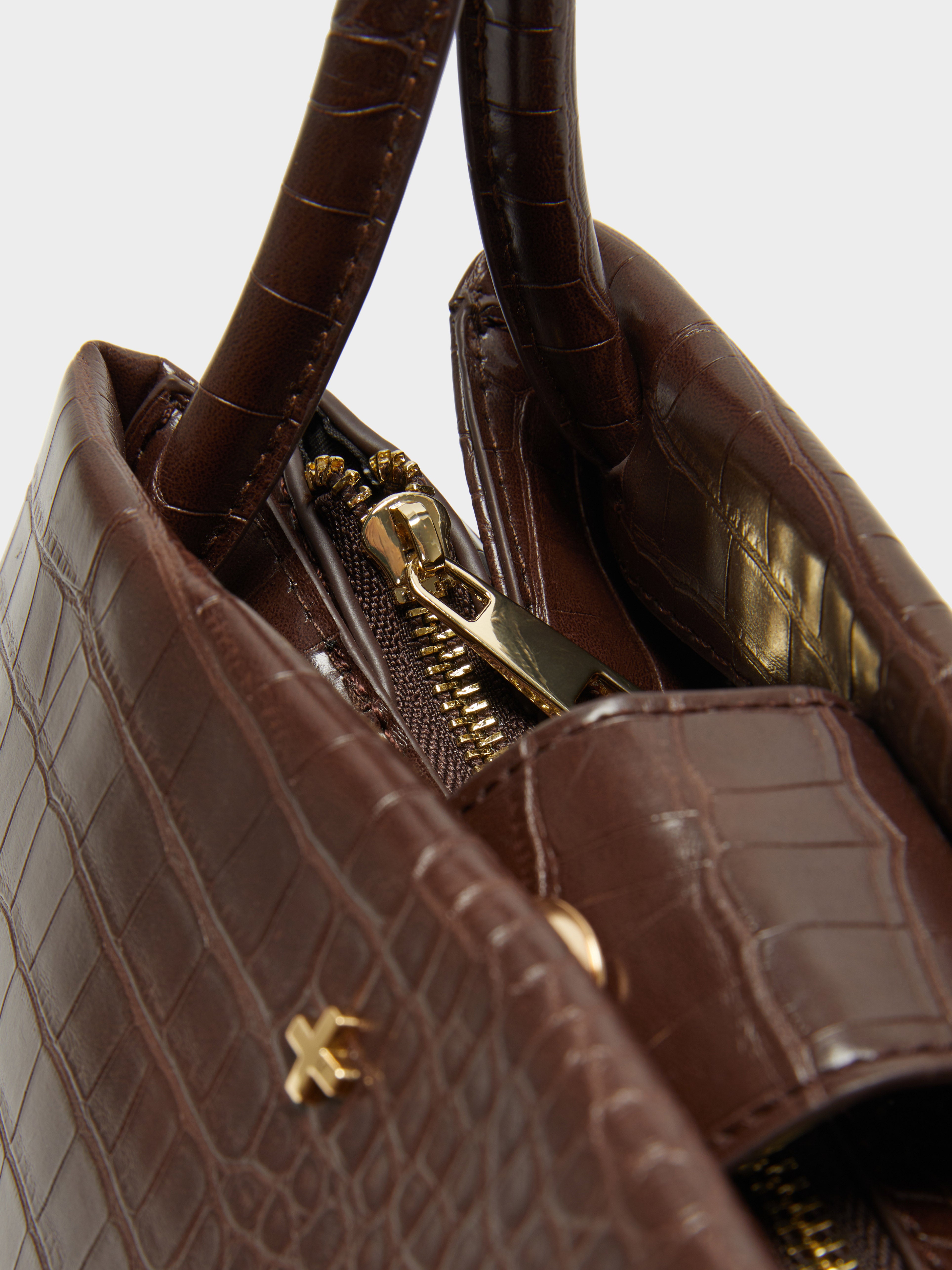 Idris Shoulder Bag in Chocolate Croc & Gold