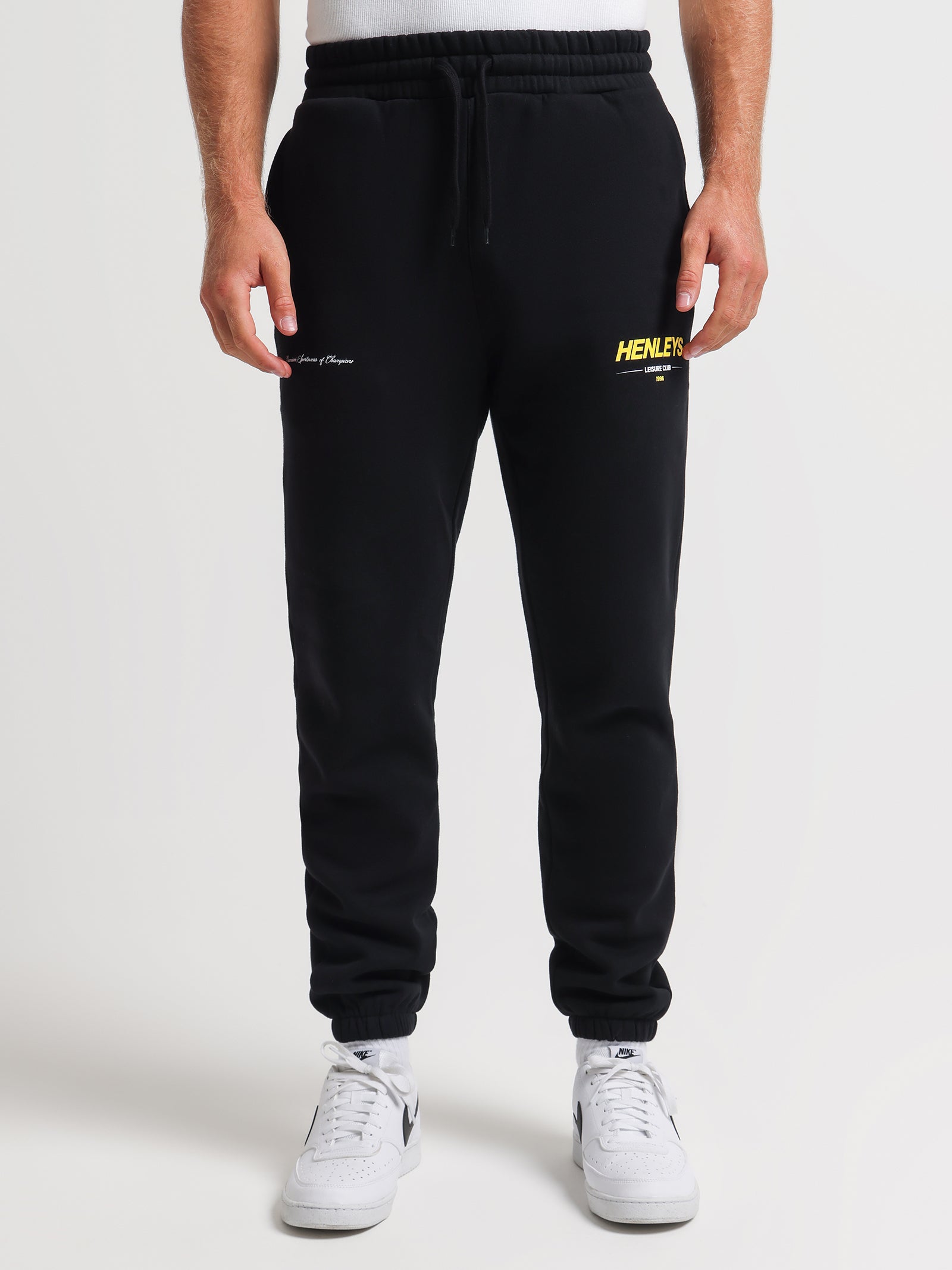 Membership Trackpants in Black