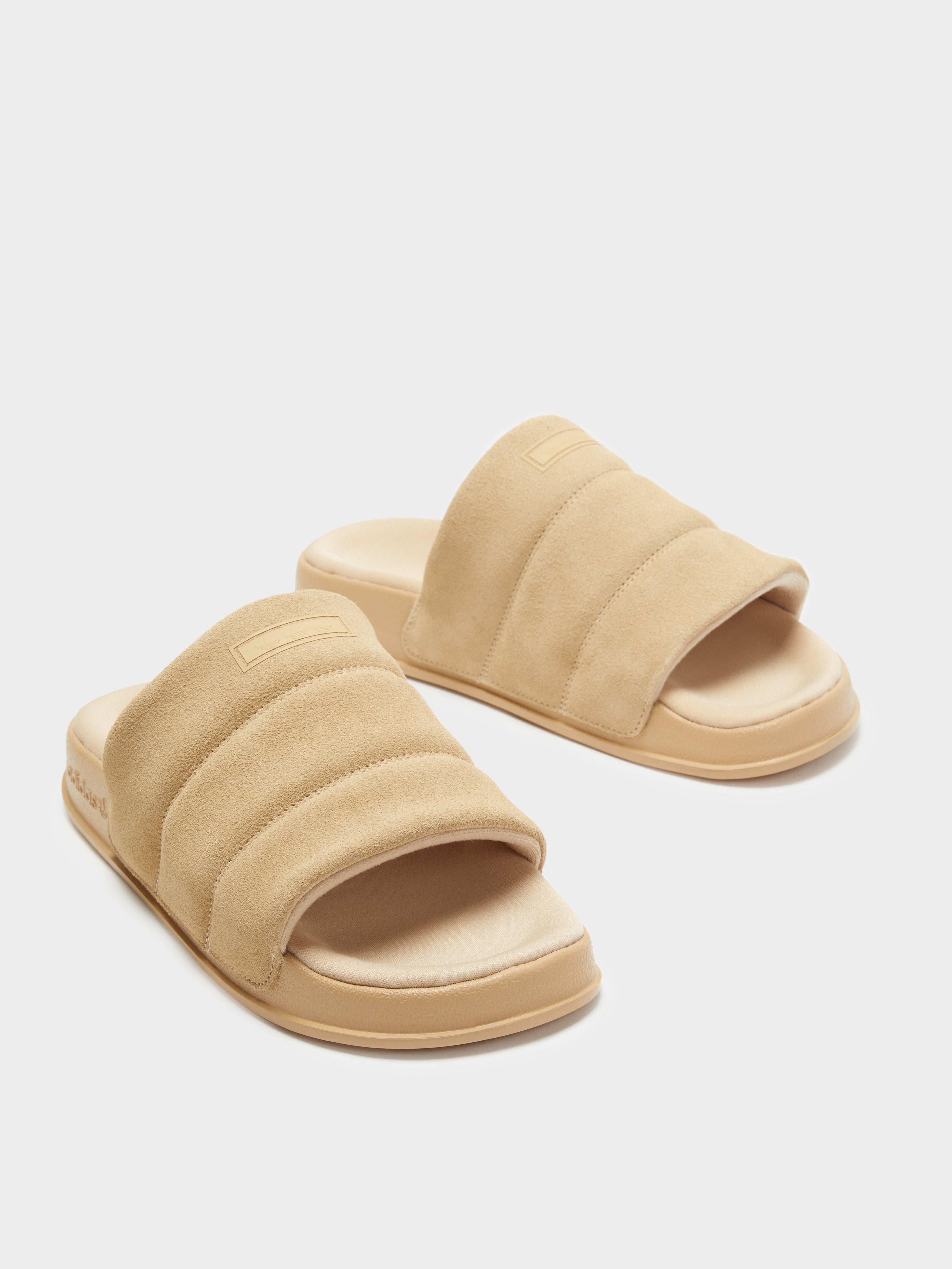 Womens Adilette Essential Slides in Magic Beige