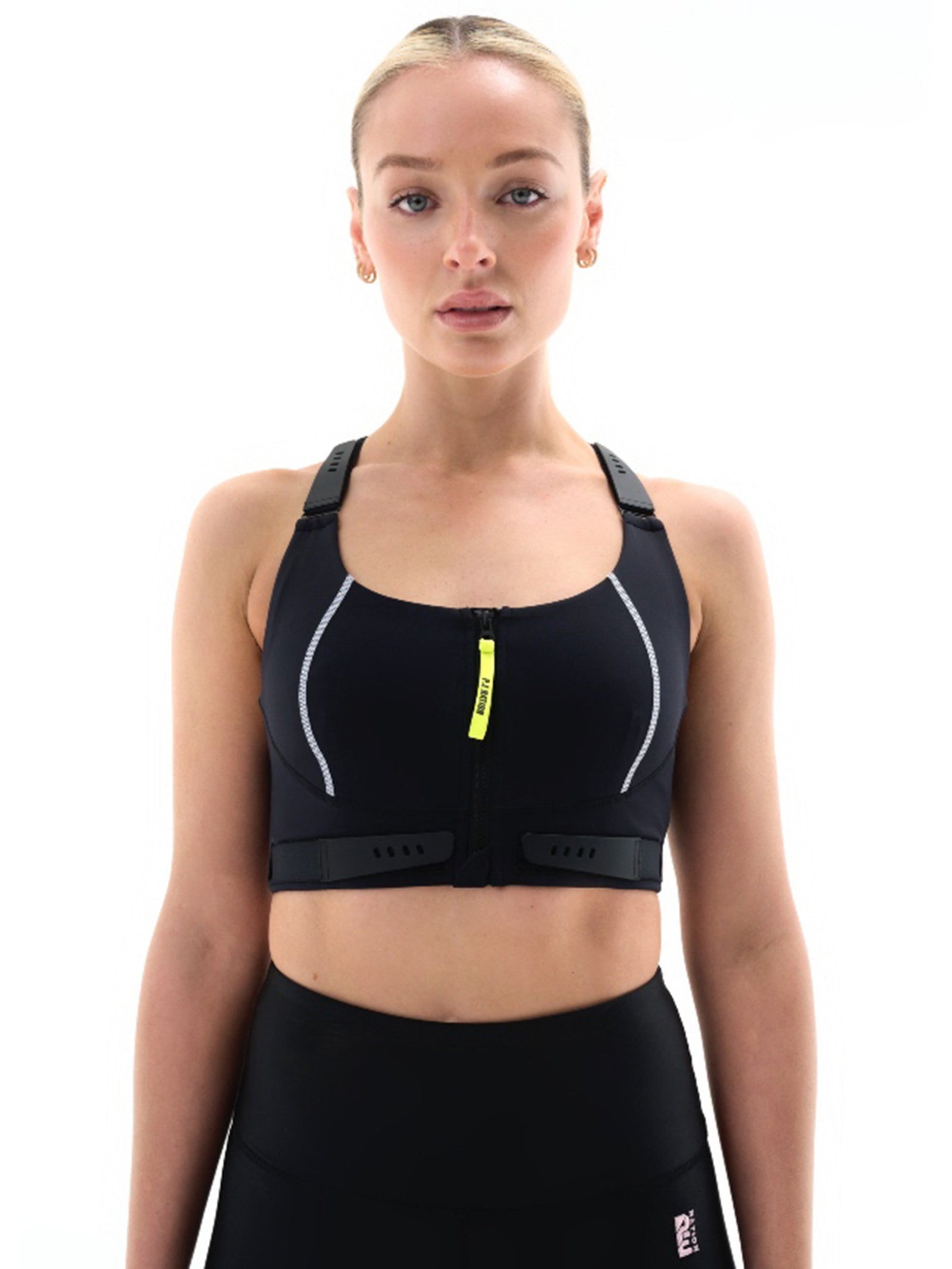 Double Play Sports Bra in Black