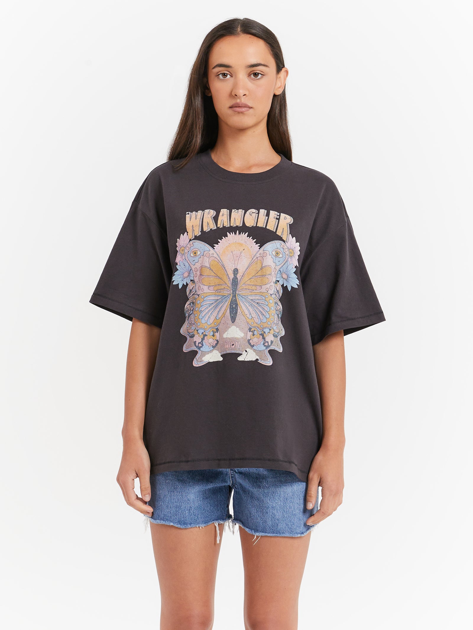 Boxy Slouch T-Shirt in Butterfly Black