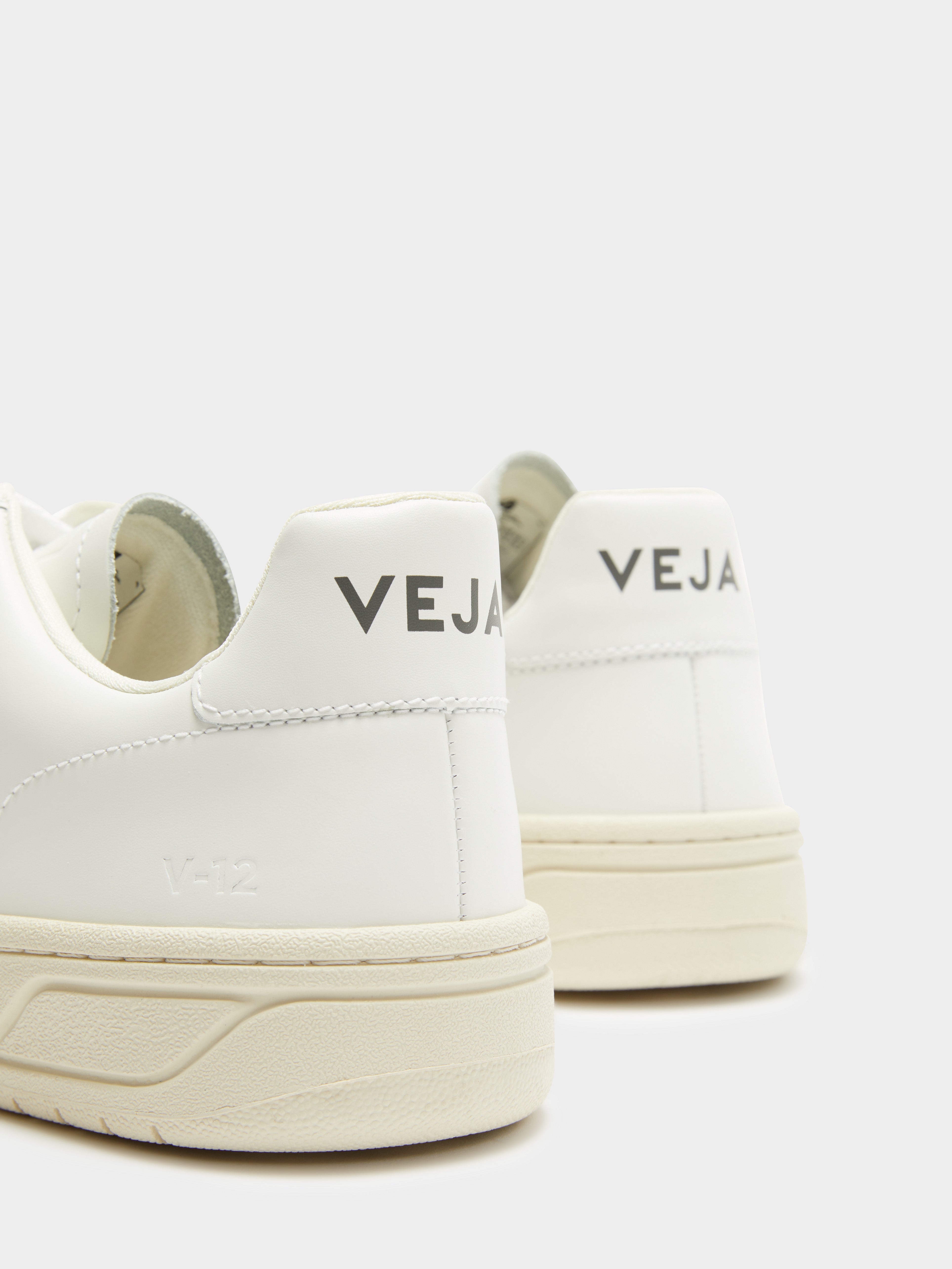 Womens V12 Leather Sneakers in White