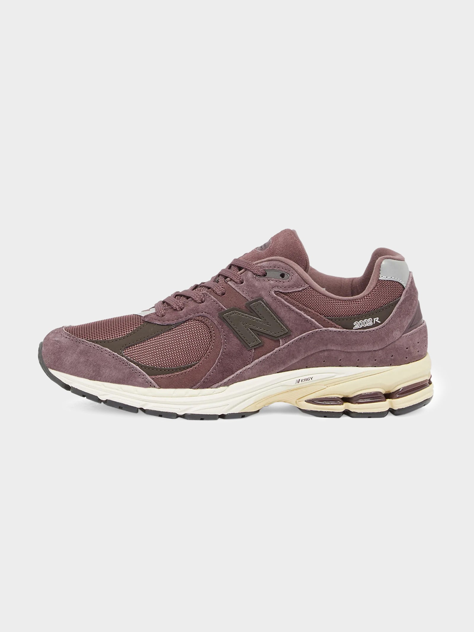 Unisex 2002 Sneakers in Maroon