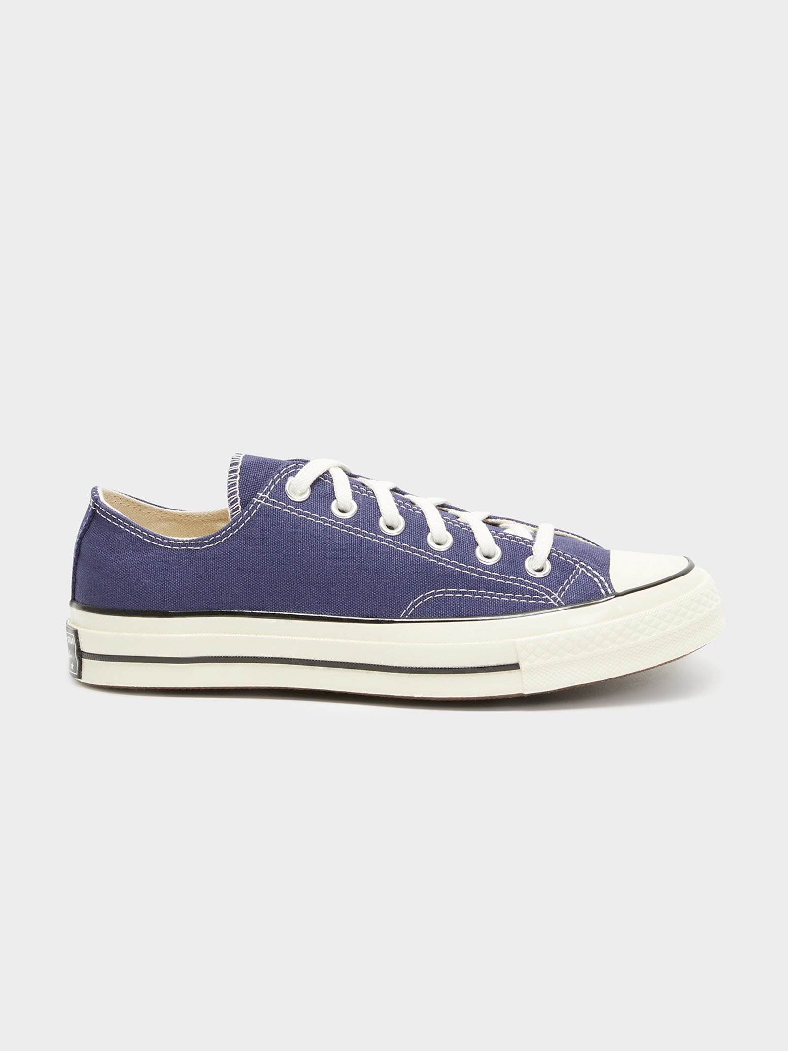 Unisex Chuck Taylor All Star Classic Low Top Sneakers in Blue