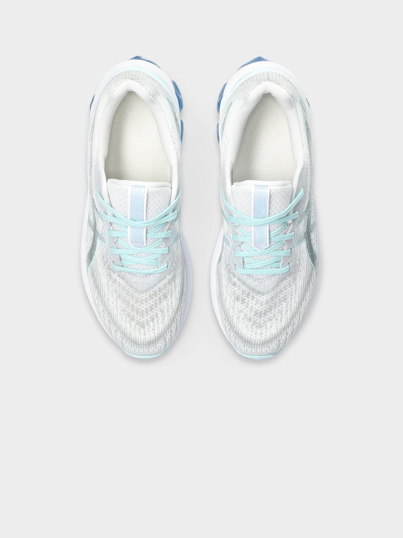 Womens Gel-Quantum 18 Sneakers in White & Aqua