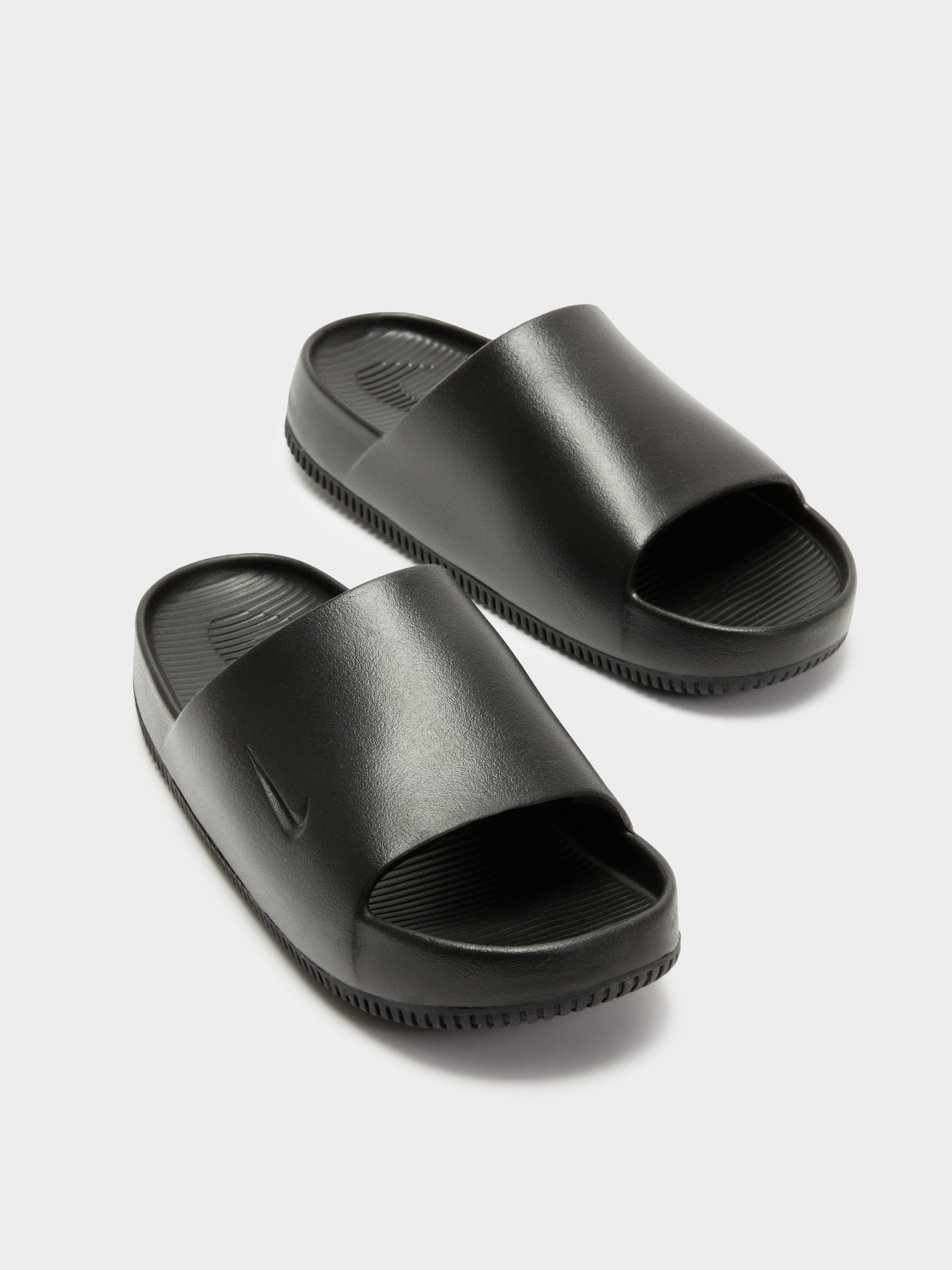 Womens Calm Slides in Black