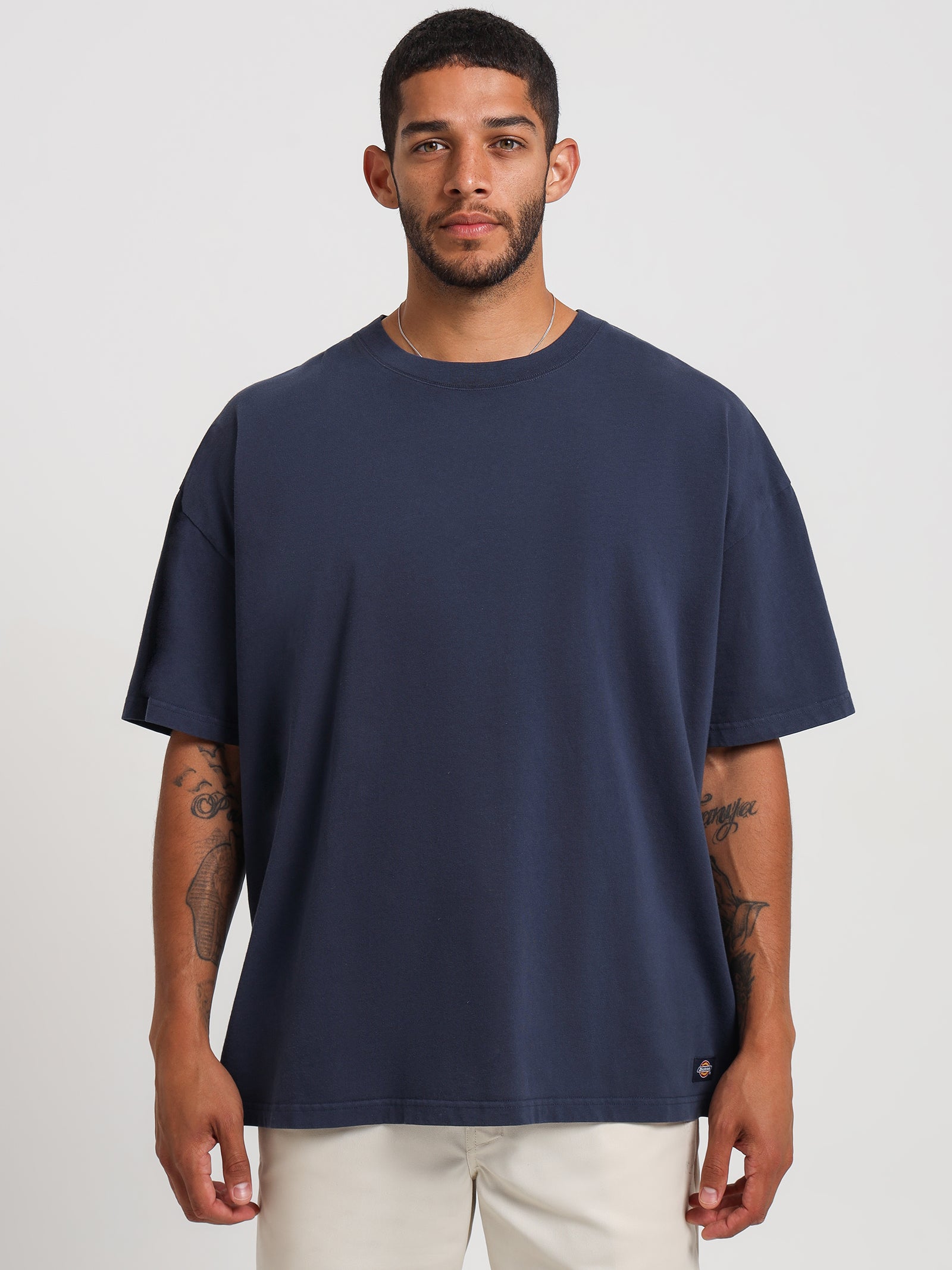 330 Box T-Shirt in Navy