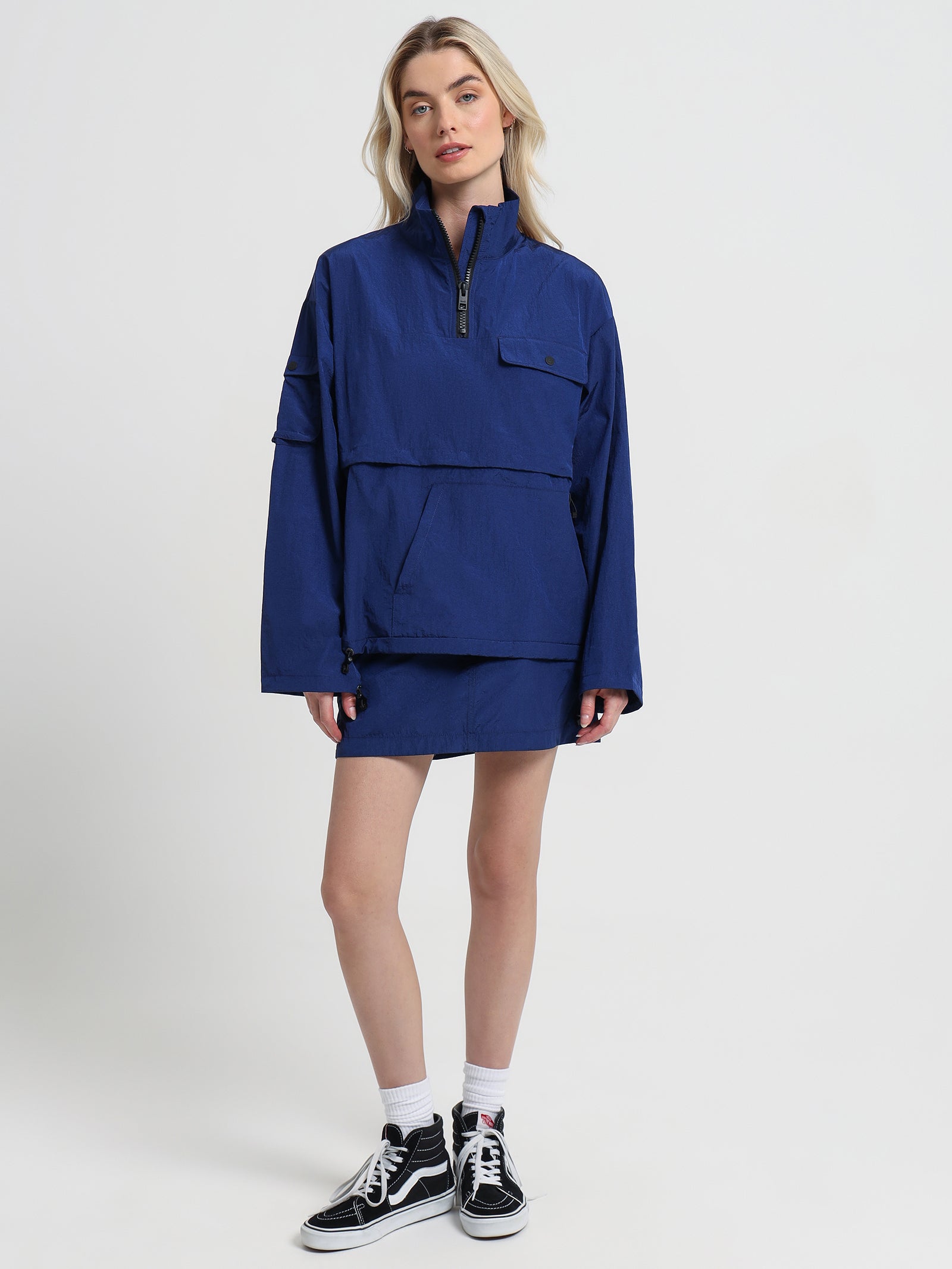 Connekt Convertable Zip-Off Pullover in Midnight Blue