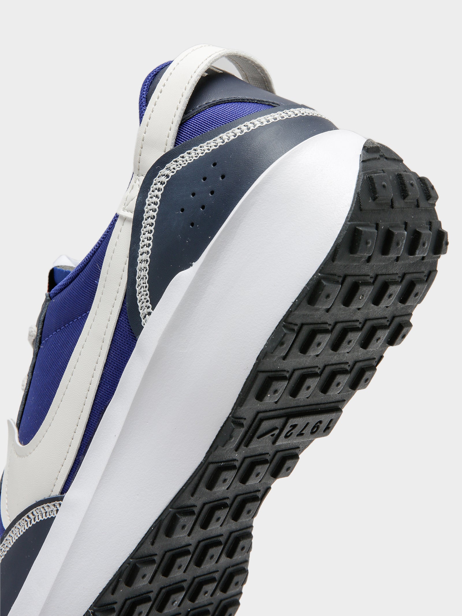 Mens Waffle Debut Sneakers in Black & Navy