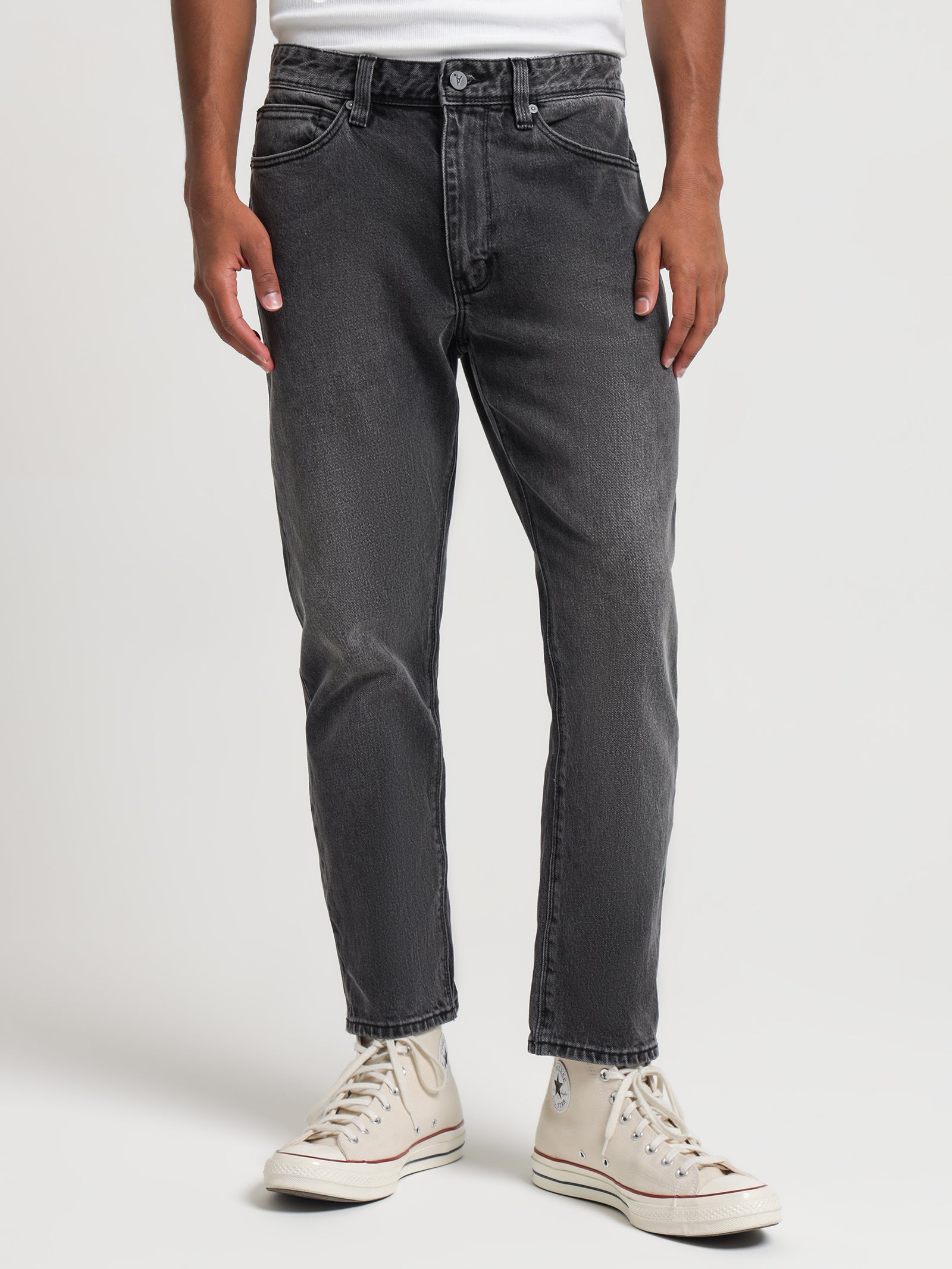 A Cropped Straight Jeans in Faded Black