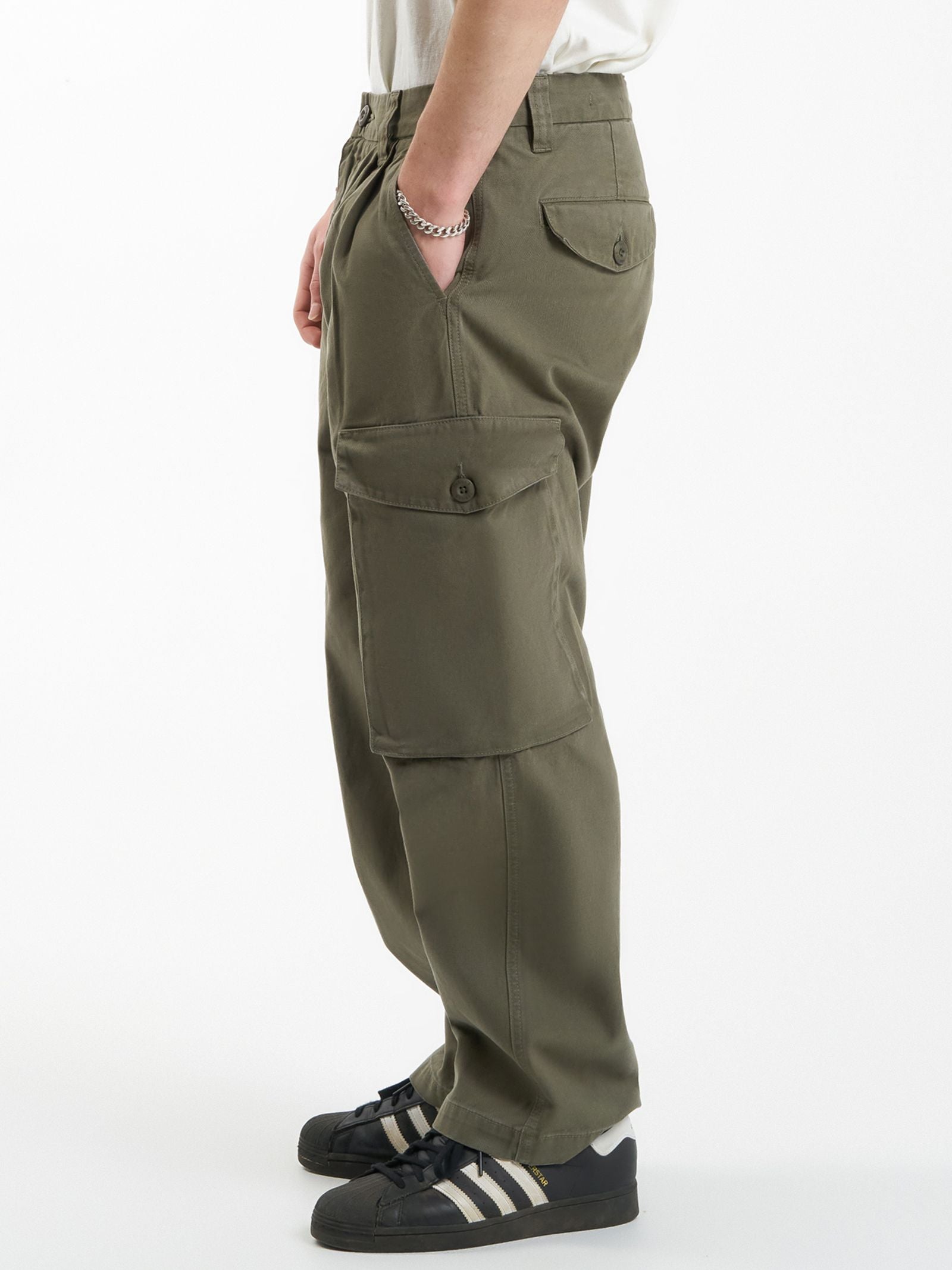 Issued Big Slacker Cargo Pant