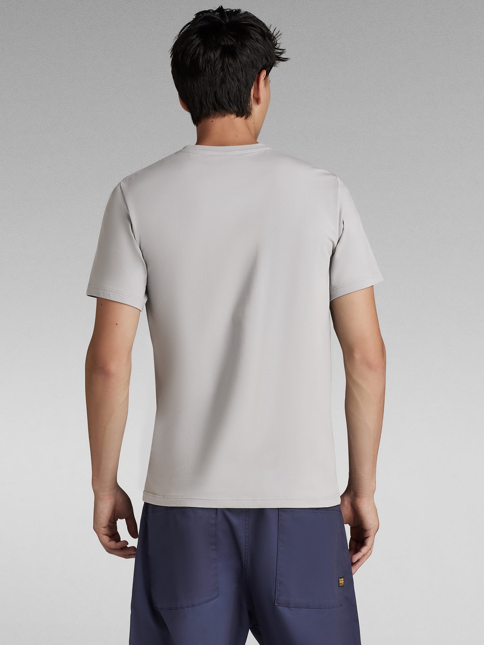 Slim Base R T-shirt