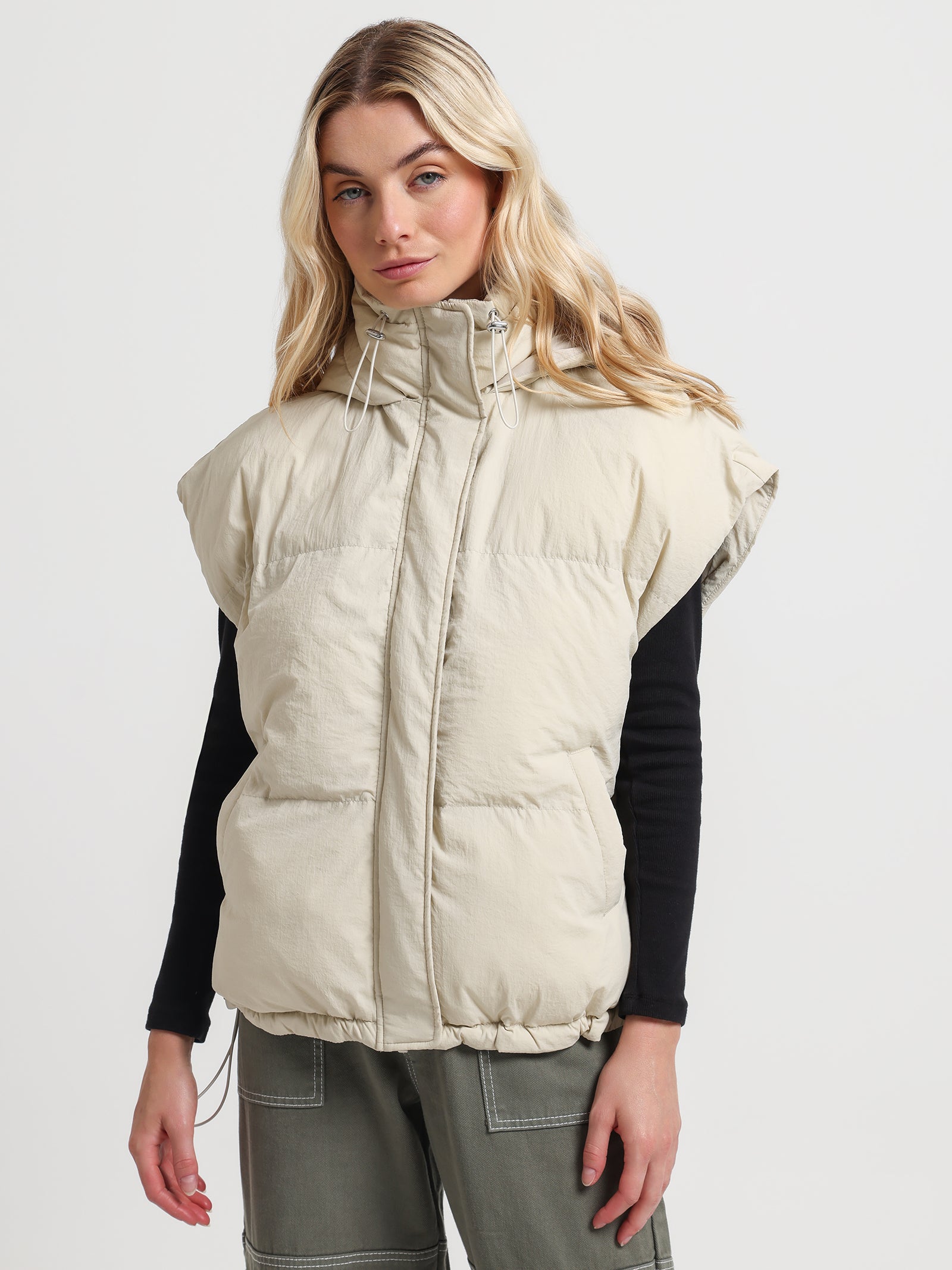 Isola Puffer Vest in Bone