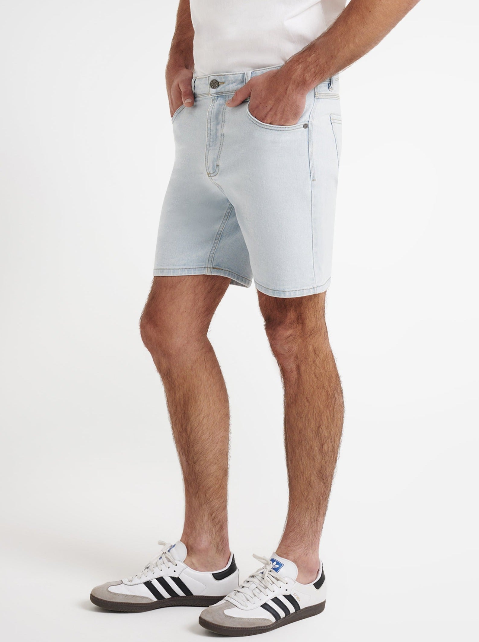 Colt Relaxed Denim Short in Bleach Blue