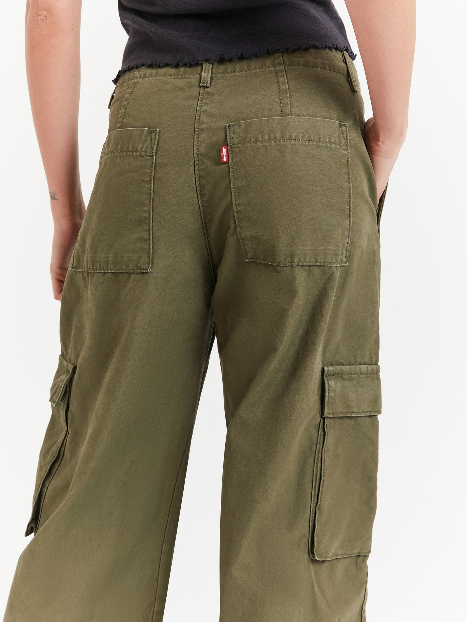 Baggy Cargo Pants in Olive Night Green