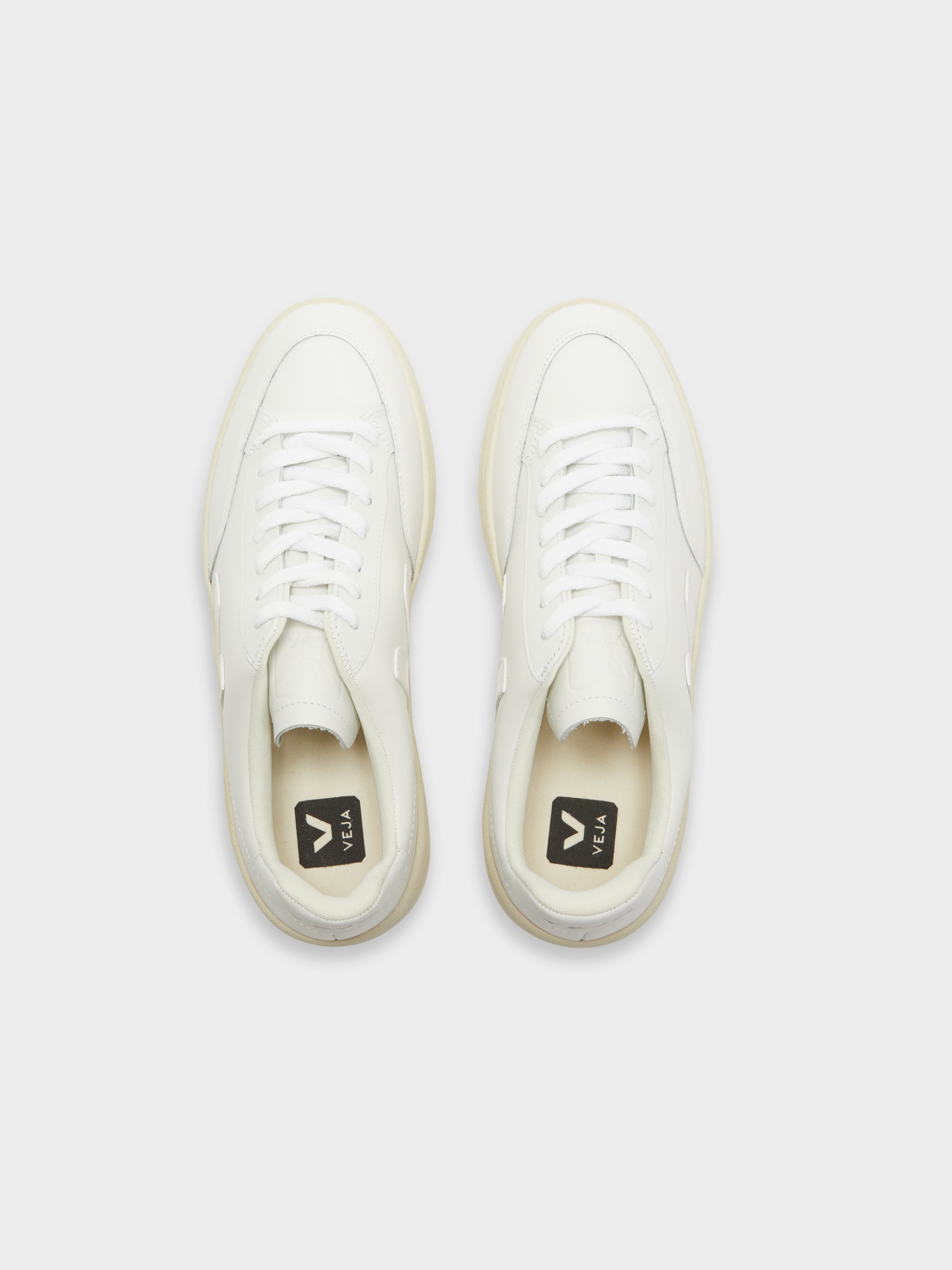 Womens V12 Leather Sneakers in White