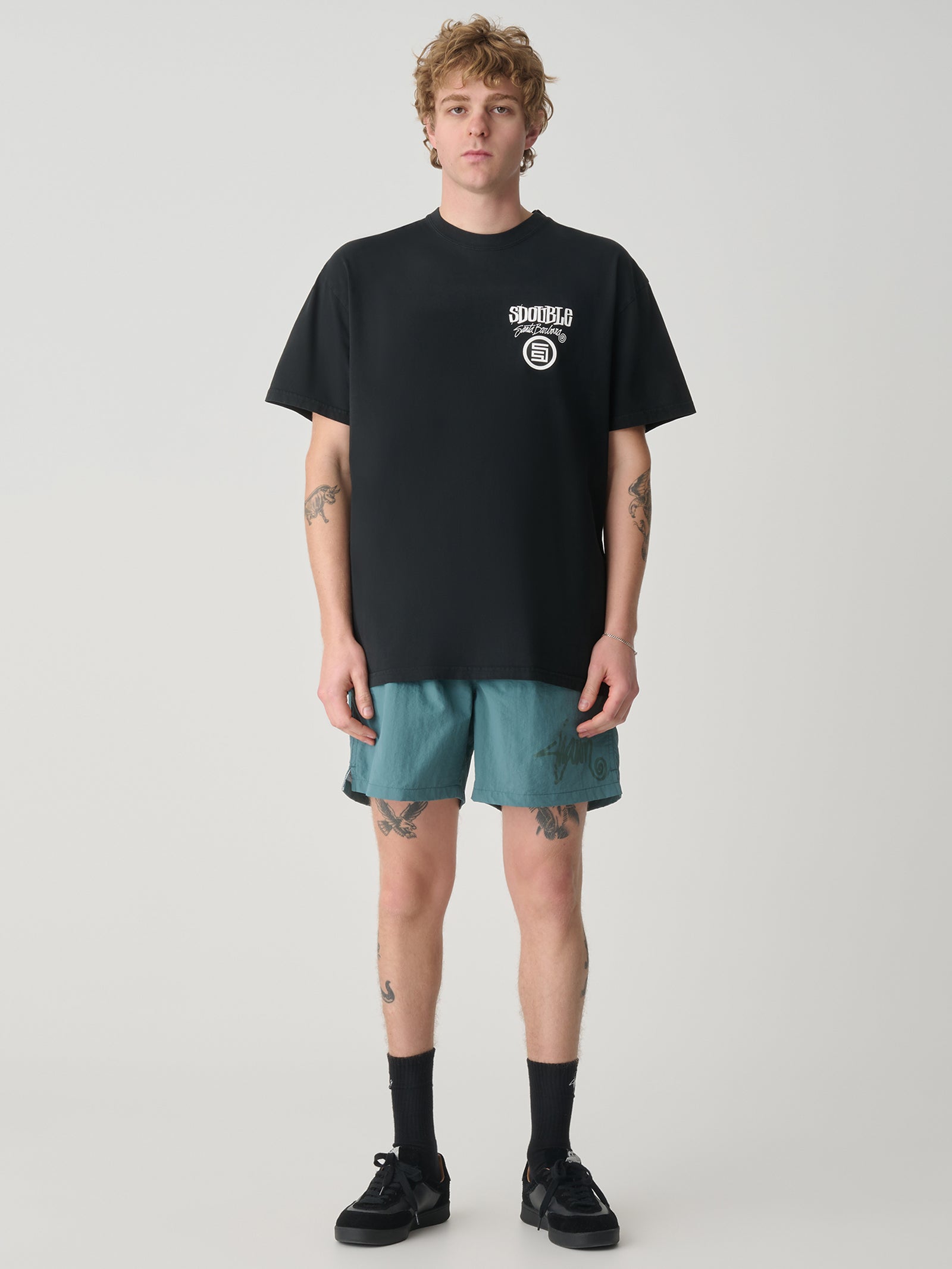 Combo Platter Tee In Washed Black