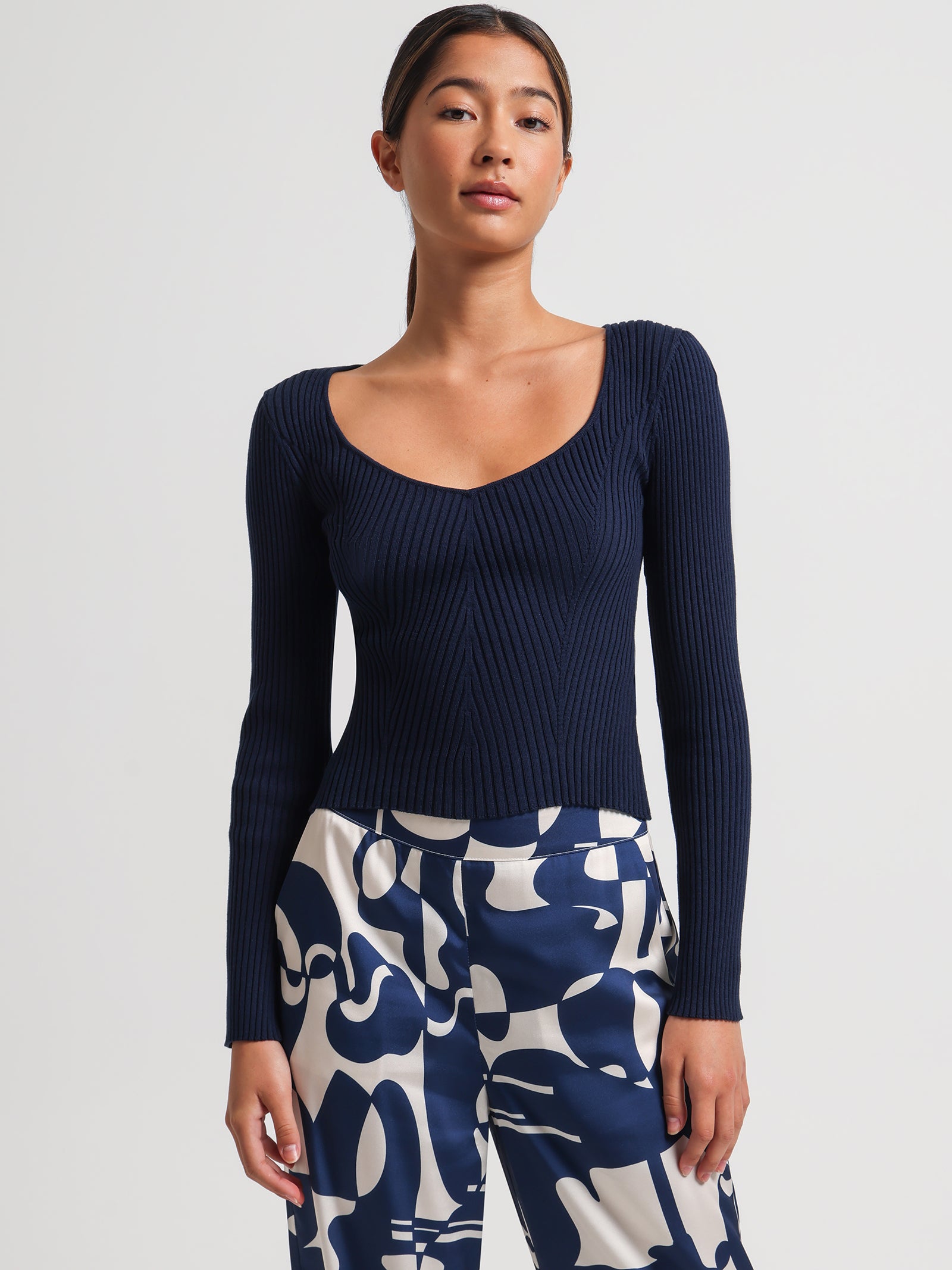 Elsa Knitted Top in Navy