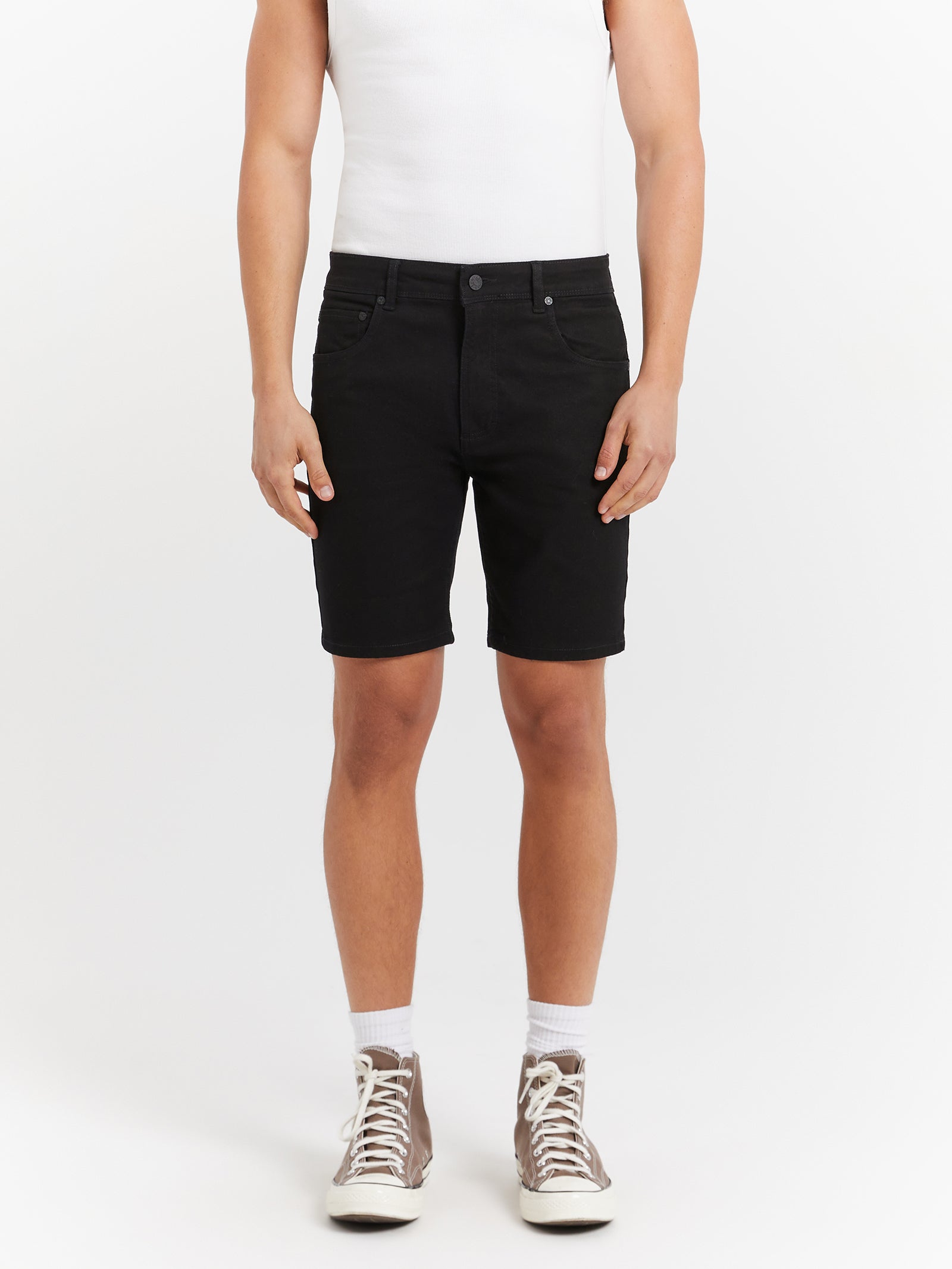 Zane Skinny Denim Shorts in True Black