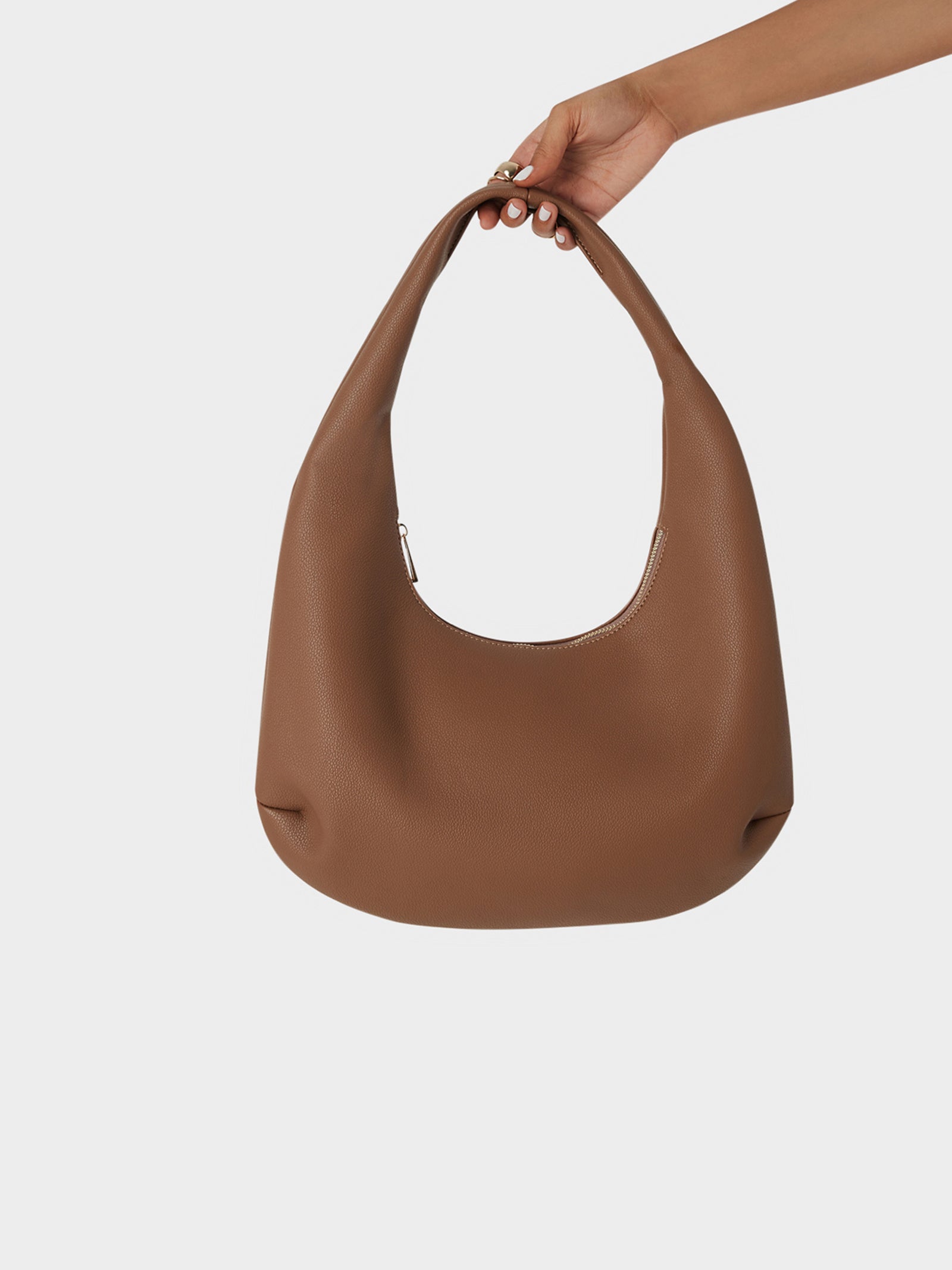 Sandy Shoulder Bag in Toffee Brown